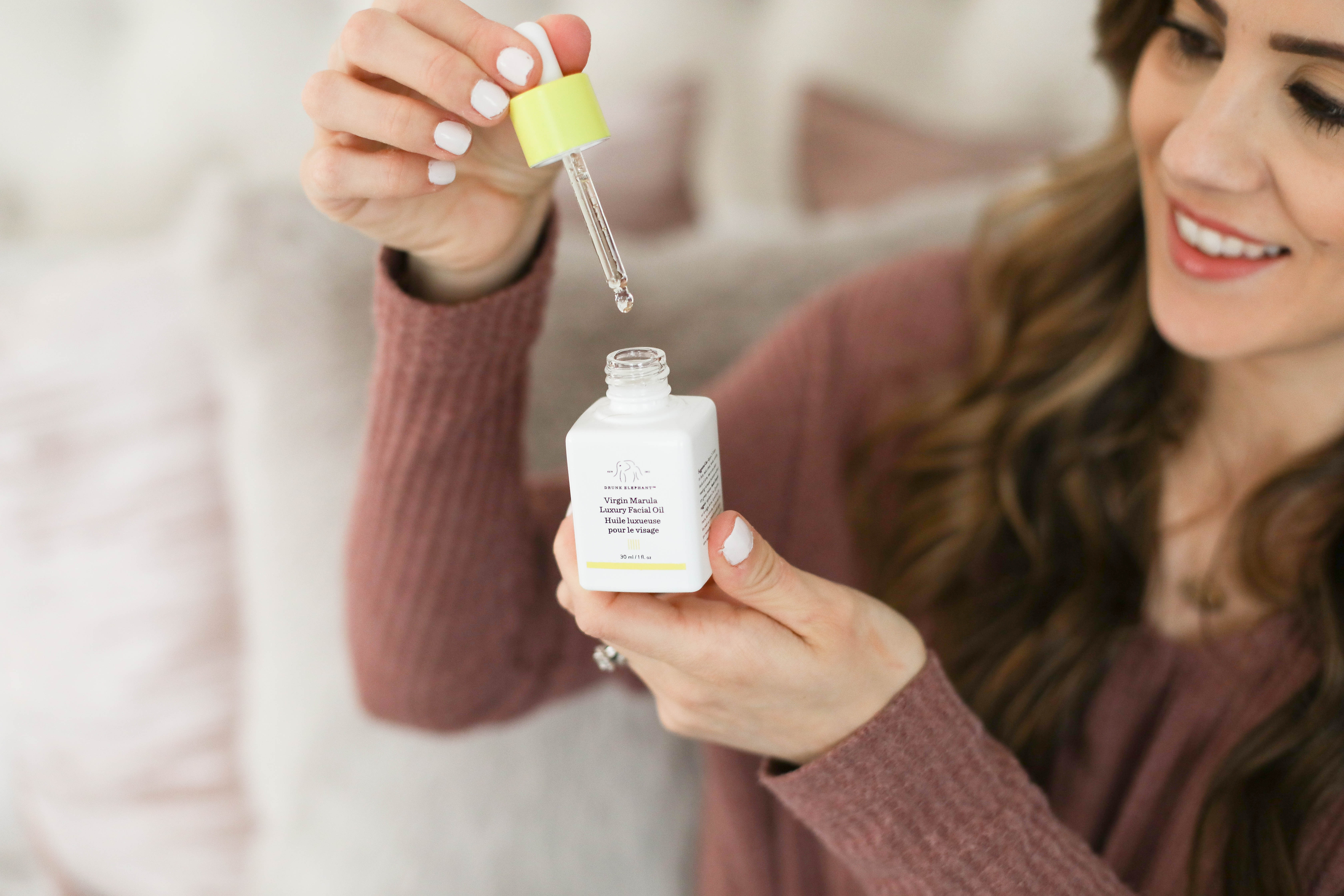 Life and style blogger Lauren McBride shares her 5 favorite Natural Beauty Products, including natural deodorant, skincare options, and makeup.