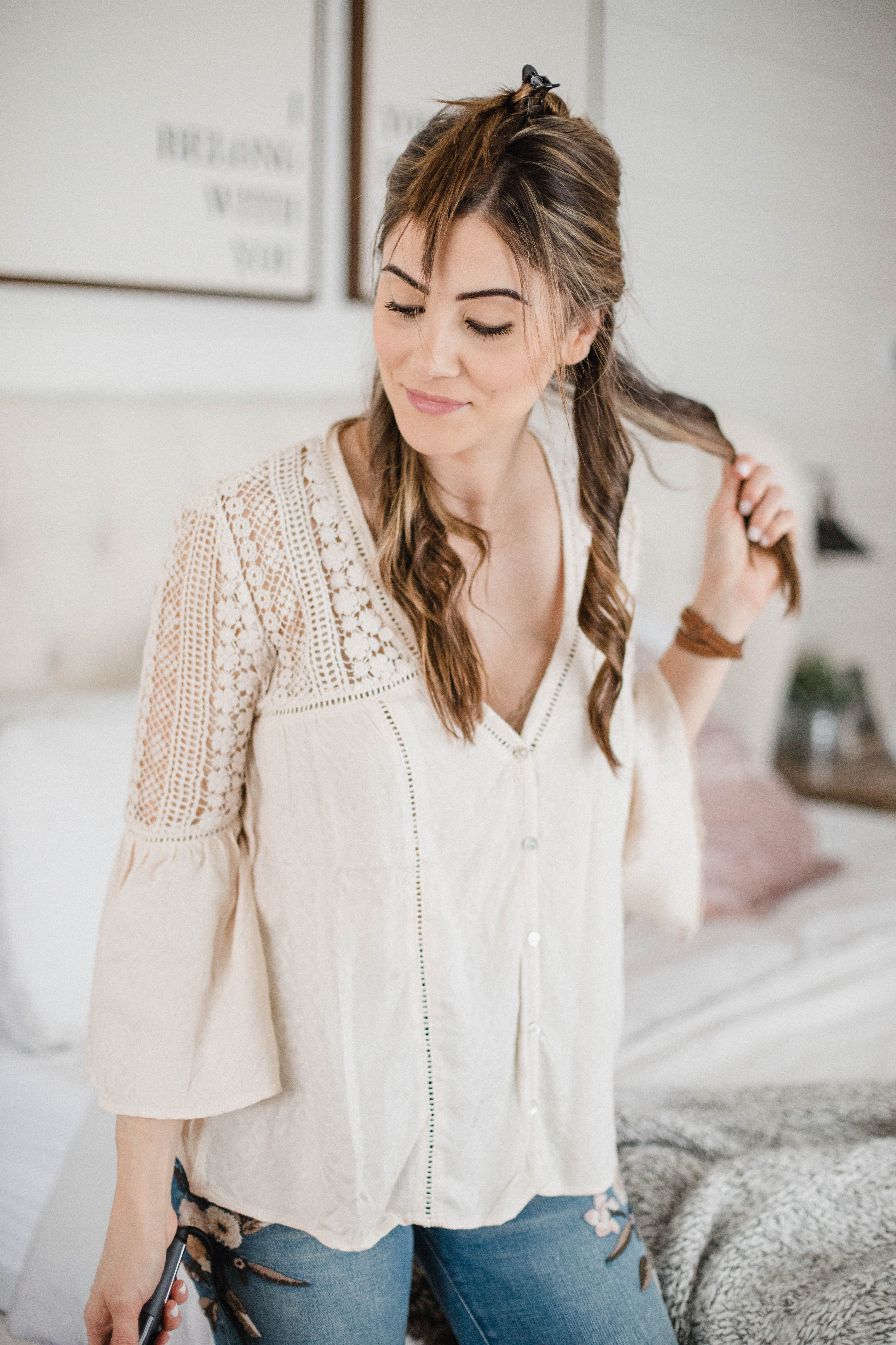 Life and style blogger Lauren McBride shares some simple Tips for Achieving Beachy Waves, and how you can achieve this style in under ten minutes. 