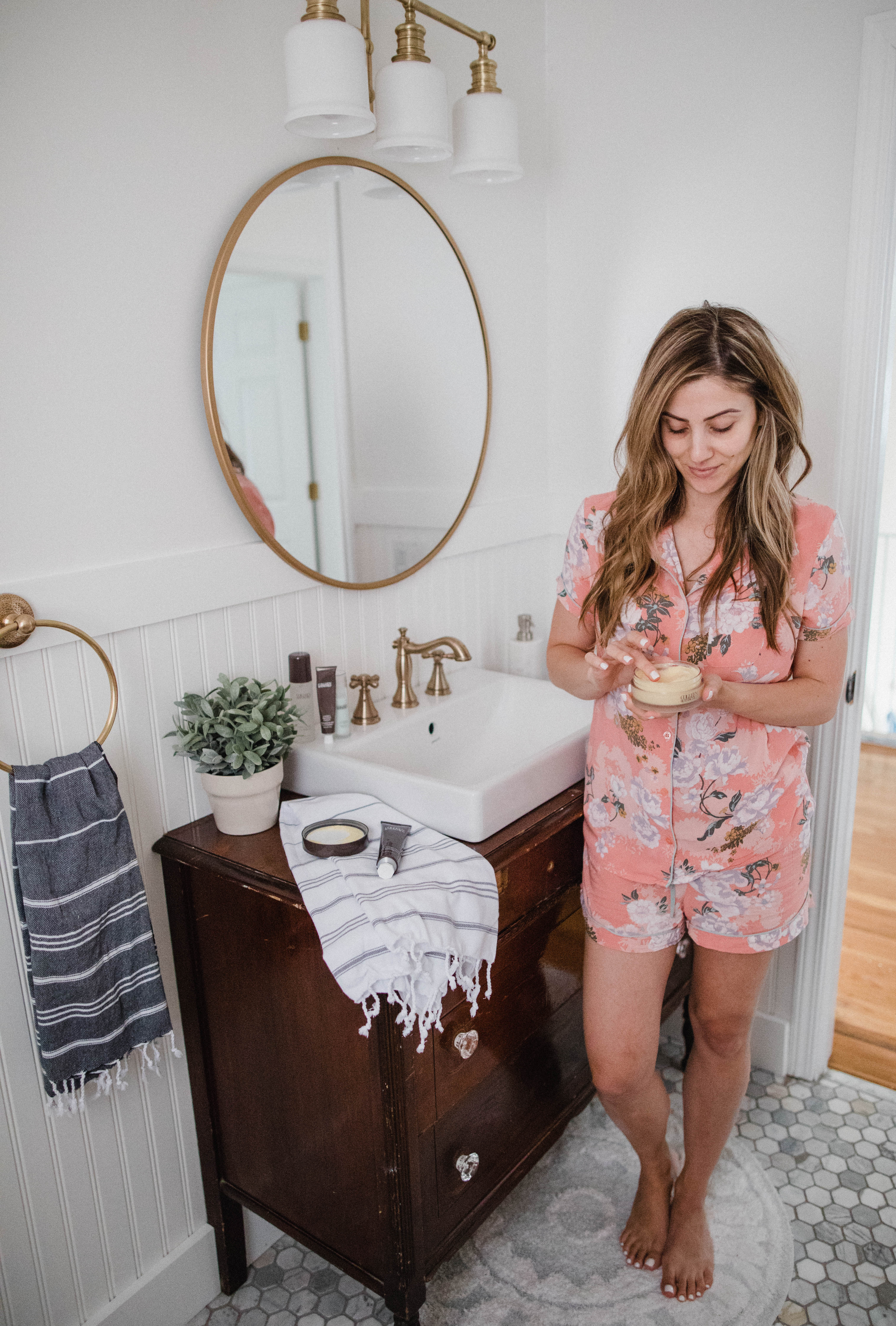 Connecticut life and style blogger Lauren McBride shares her favorite Colleen Rothschild skincare products, as well as a coupon code for her 4th of July sale.