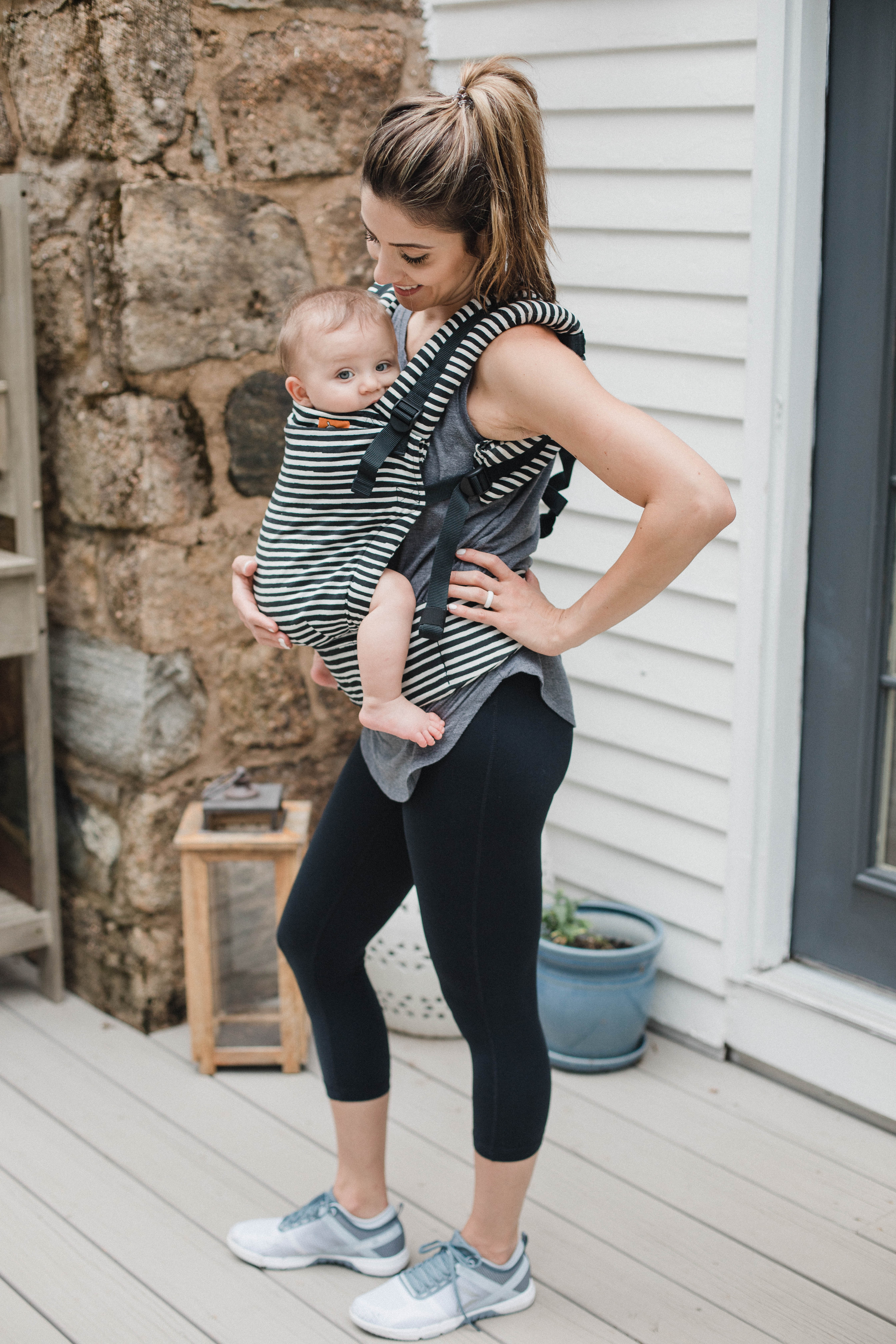 Connecticut life and style blogger Lauren McBride shares the Best Baby Carriers for babies ages newborn to toddlerhood and the various features each offers. 