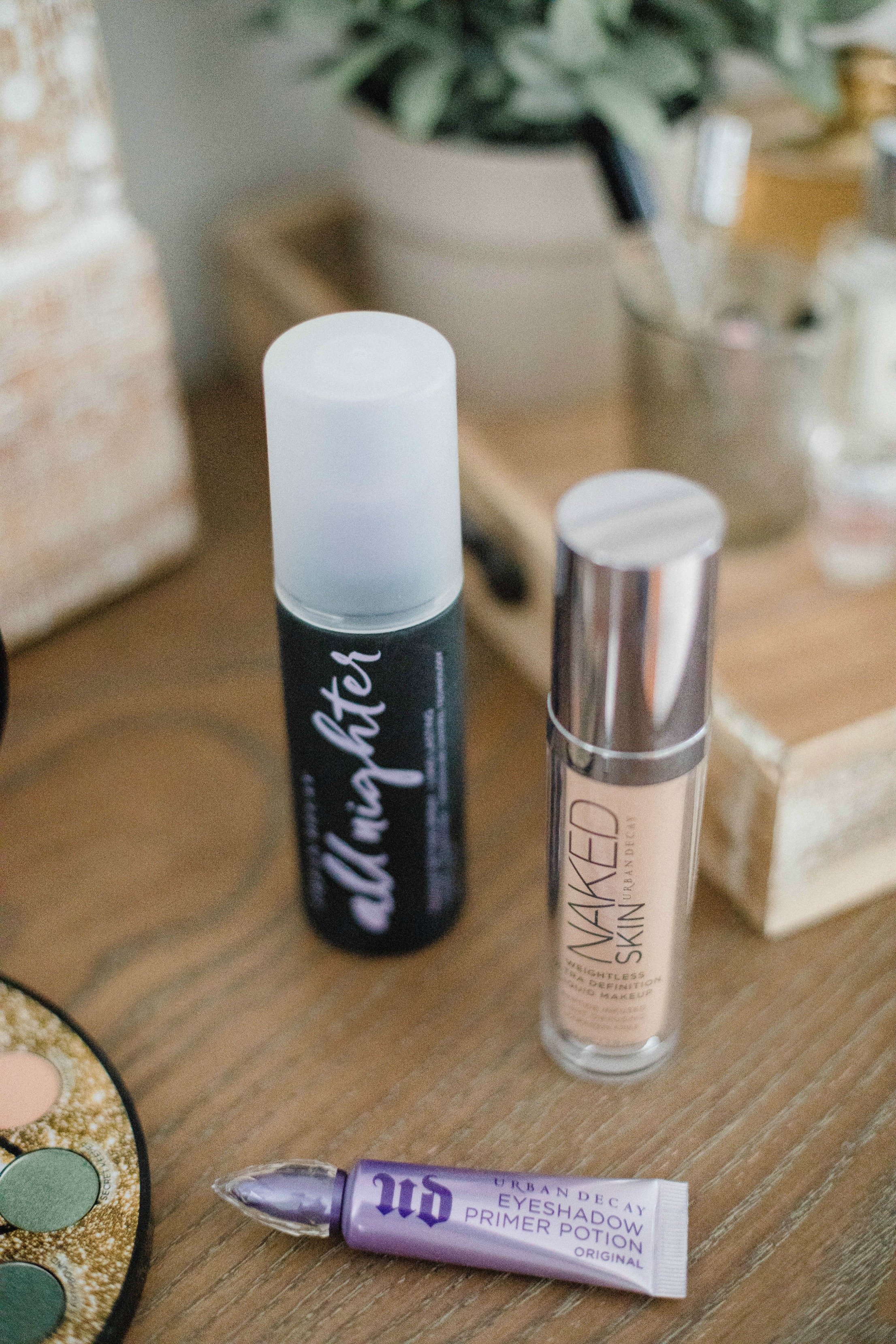 Connecticut life and style blogger Lauren McBride shares her favorite Urban Decay products available on QVC.