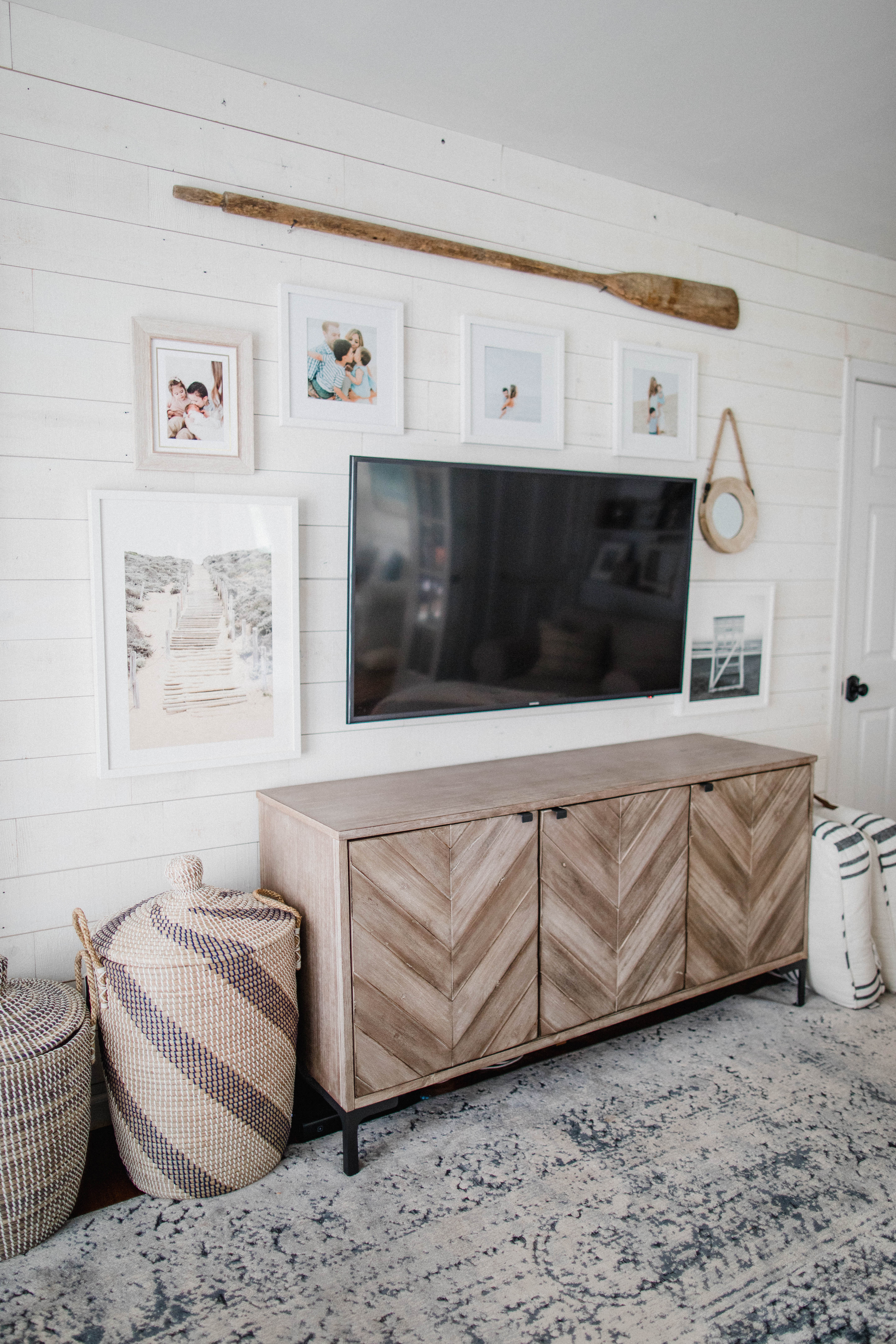 Connecticut life and style blogger Lauren McBride shares her Tips for a Dual Purpose Playroom, including how to seamlessly transition your living room to a playspace and back again.
