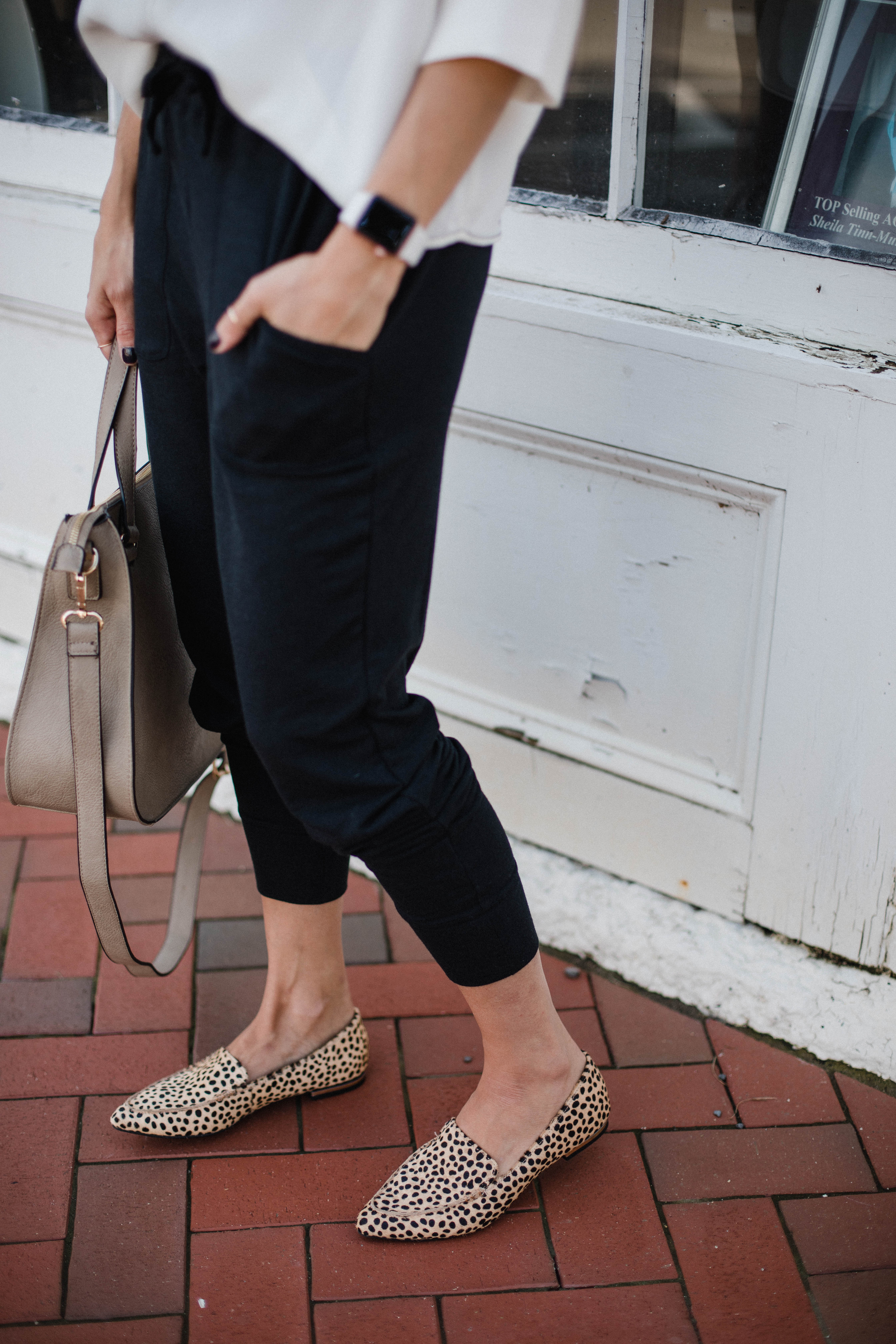 Connecticut based life and style blogger Lauren McBride shares How to Style Joggers two ways: one for work and one for casual, every day wear. 