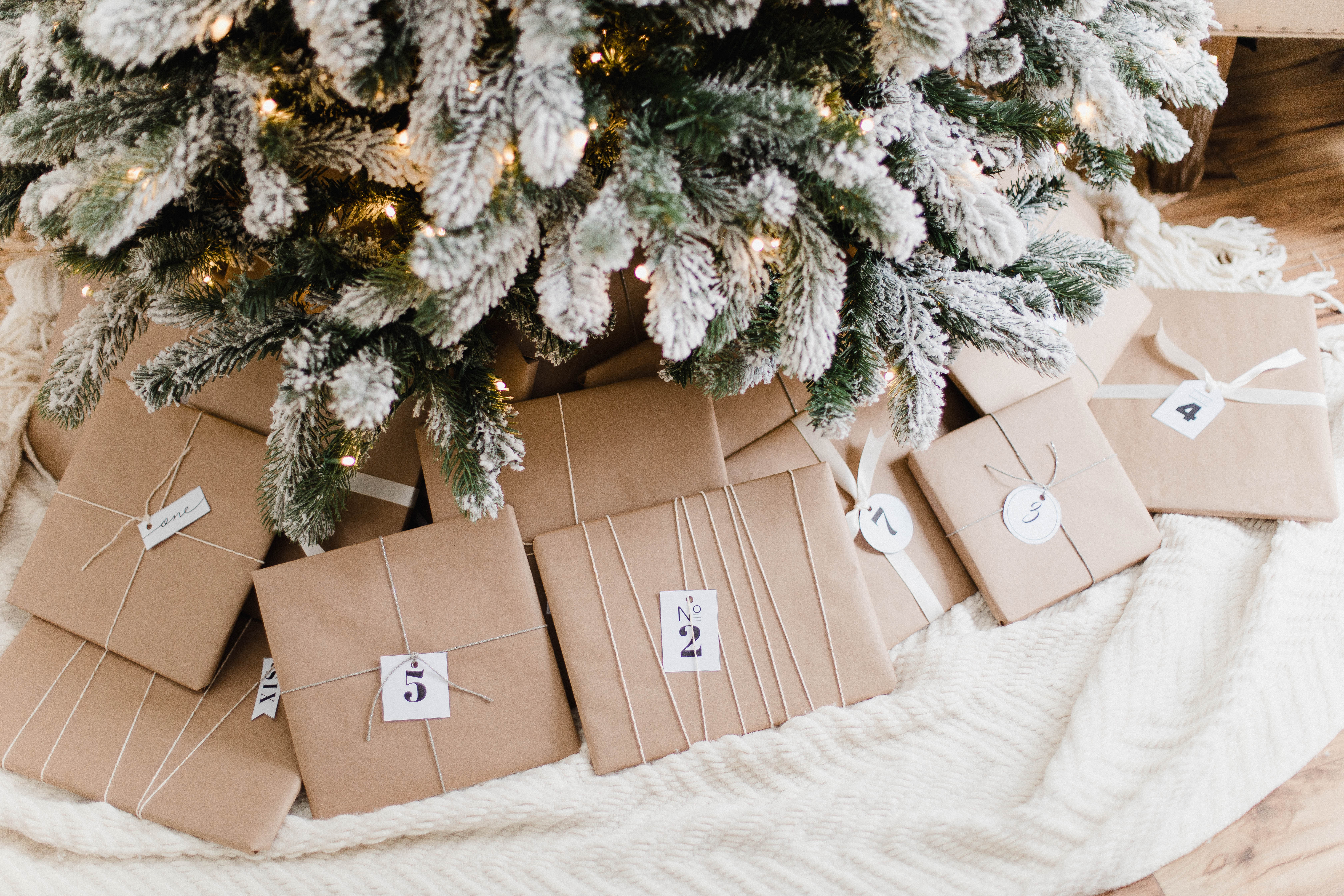 Connecticut life and style blogger Lauren McBride shares her Christmas Book Advent Calendar complete with free printable numbered Advent gift tags available for immediate download.