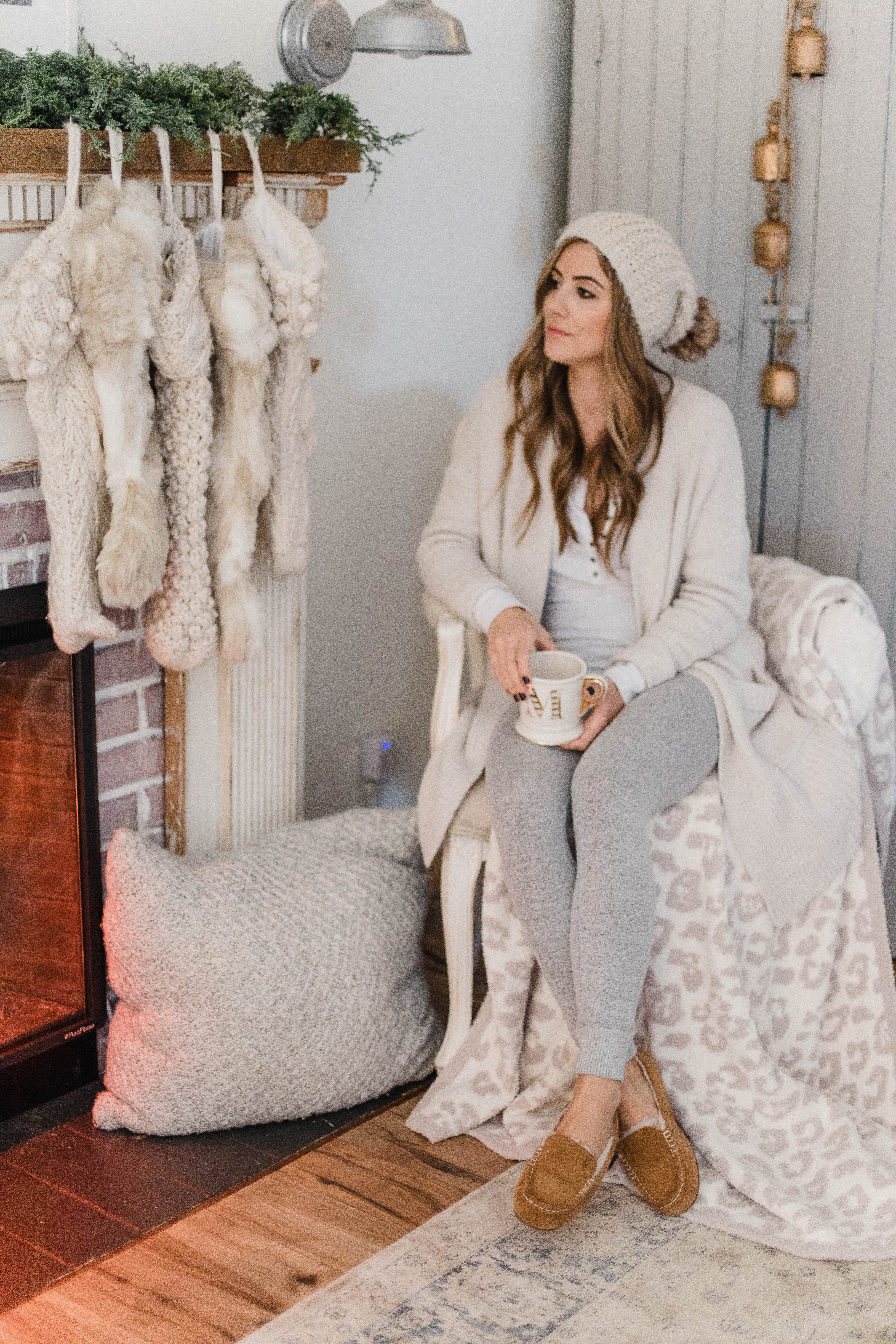 Connecticut life and style blogger Lauren McBride shares Cozy Gifts with QVC including picks from Barefoot Dreams, Koolaburra by Ugg, and more. Featuring gifts in a variety of prices!