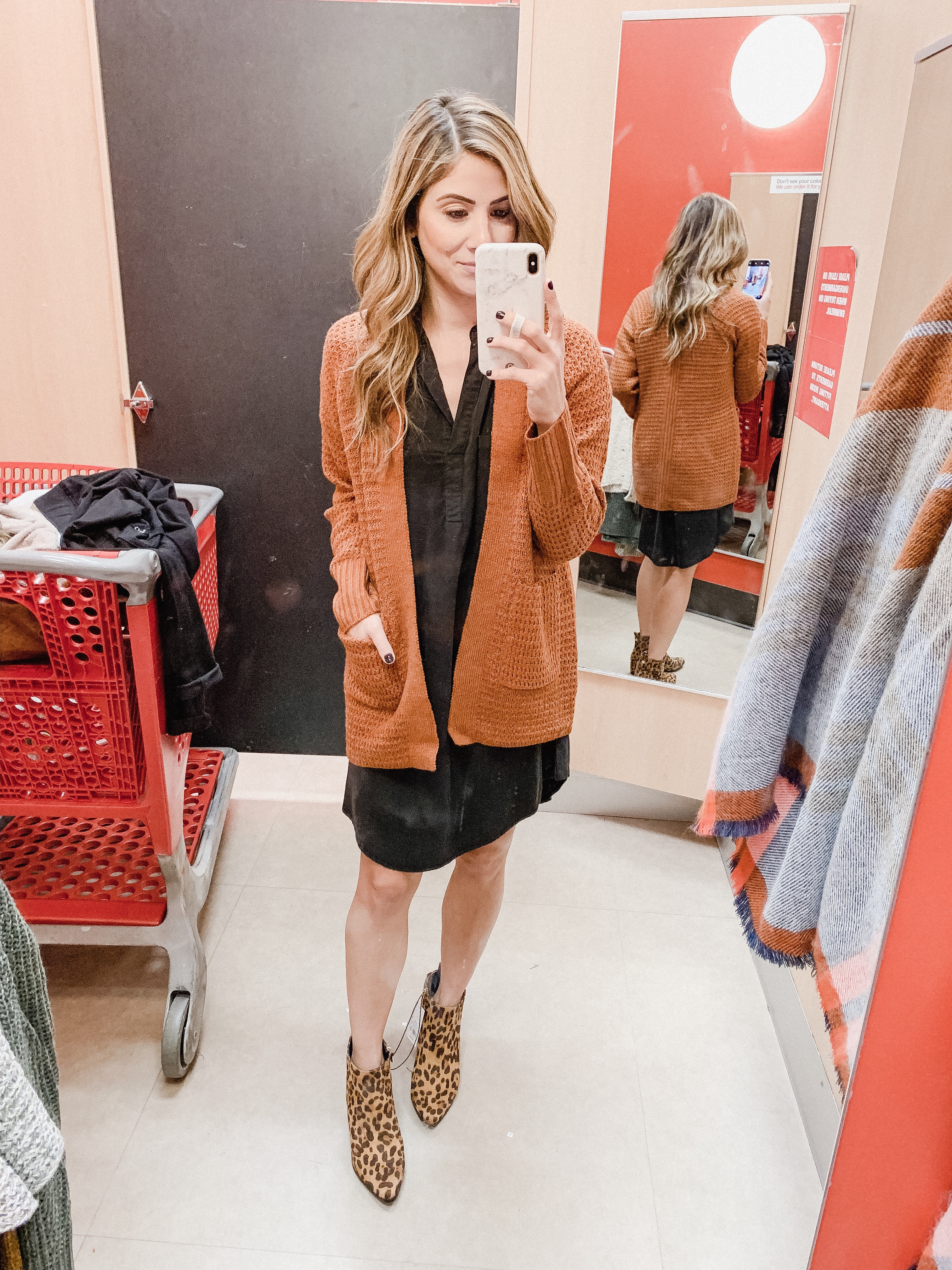 Connecticut life and style blogger Lauren McBride shares a Target Try-On featuring casual and dressy holiday outfit ideas.
