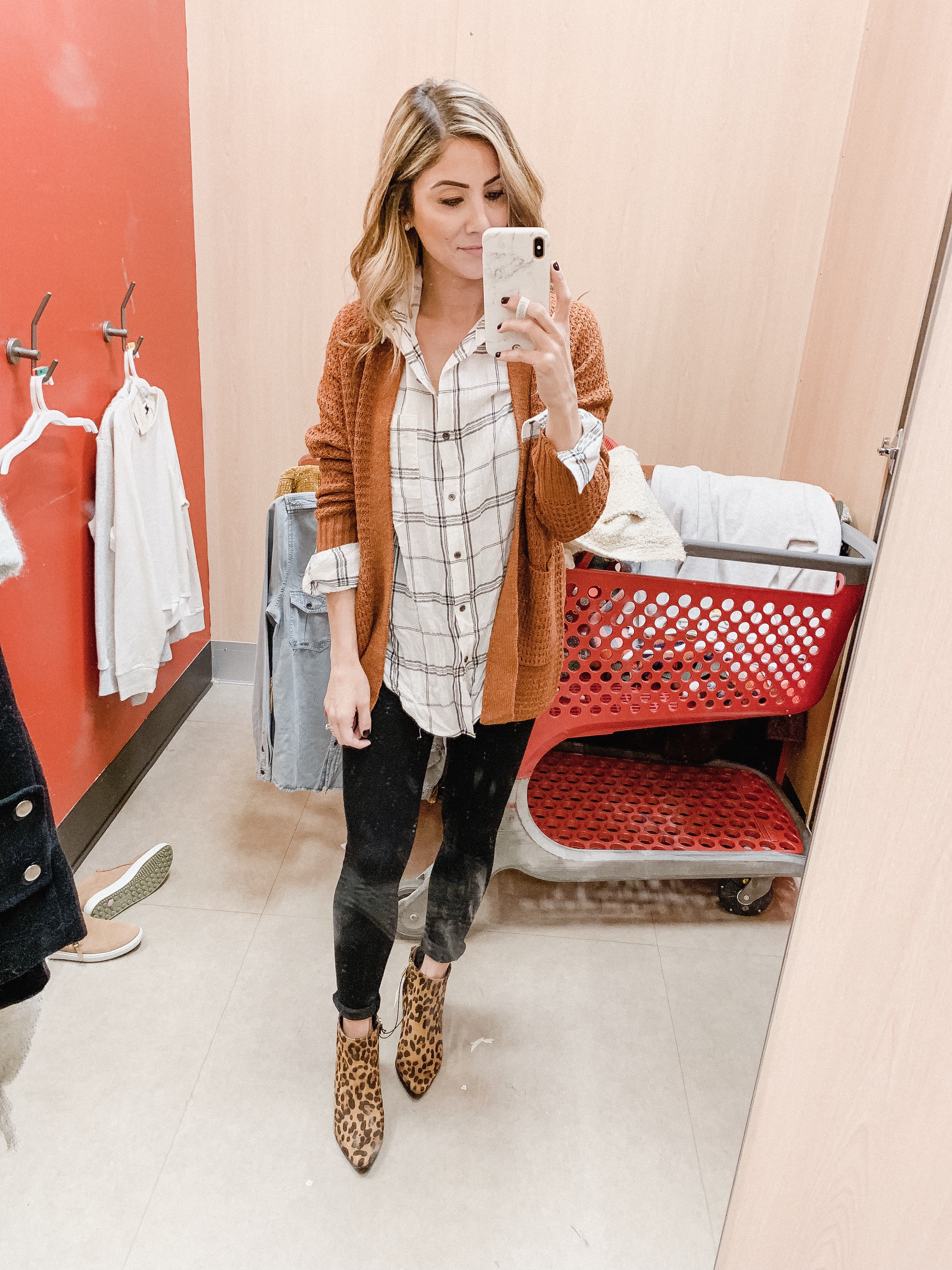 Connecticut life and style blogger Lauren McBride shares a Target Try-On featuring casual and dressy holiday outfit ideas.