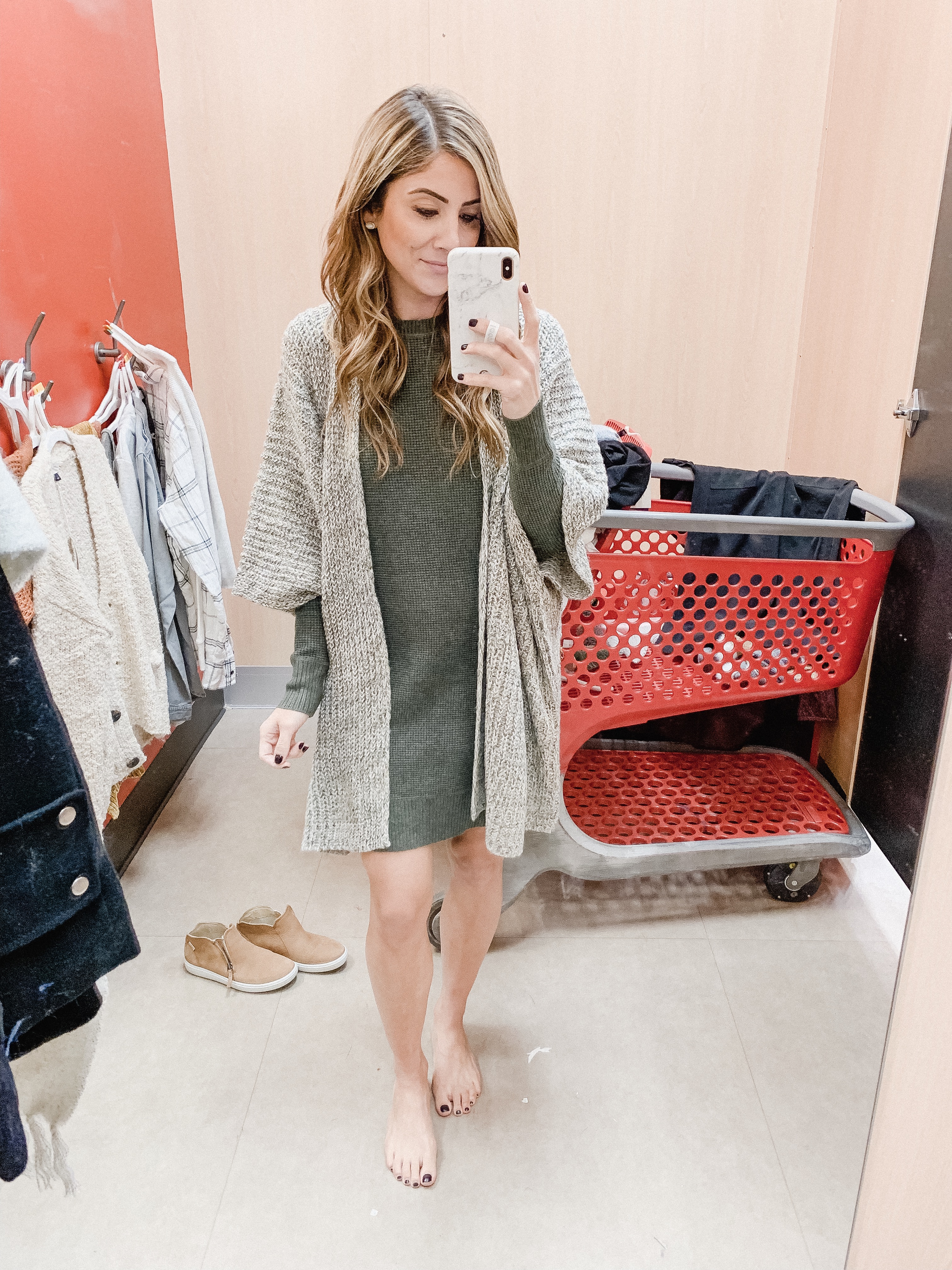 Connecticut life and style blogger Lauren McBride shares a Target Try-On featuring casual and dressy holiday outfit ideas.