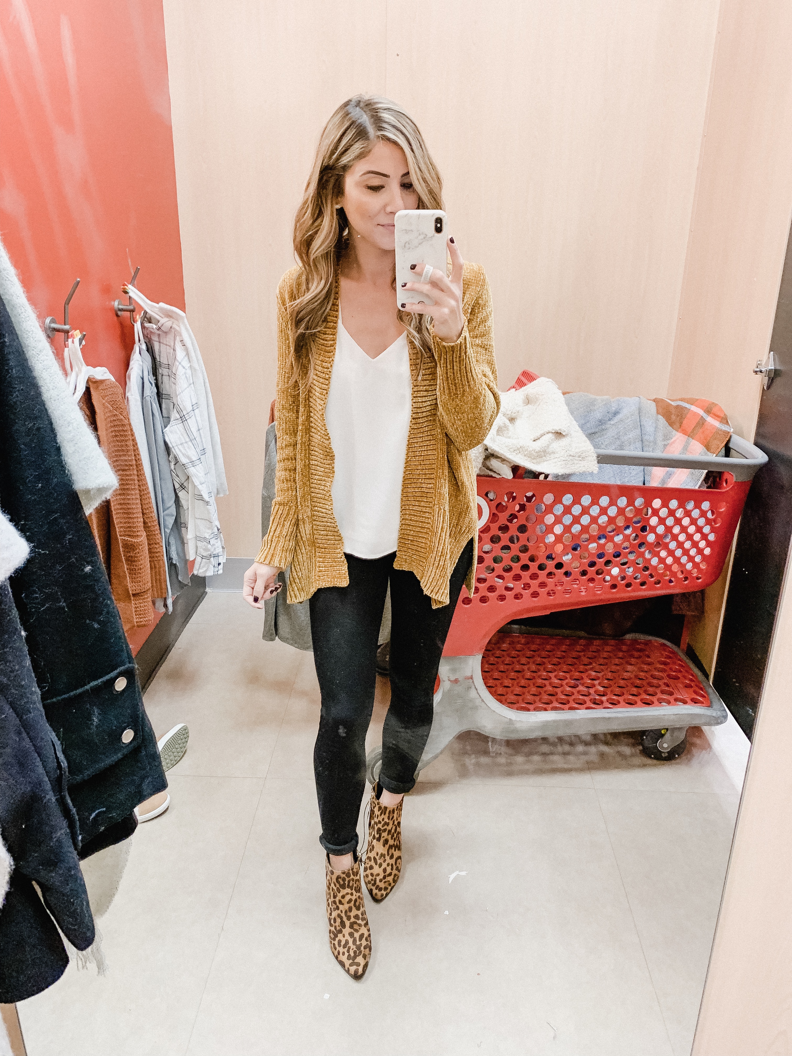 Connecticut life and style blogger Lauren McBride shares a Target Try-On featuring casual and dressy holiday outfit ideas.