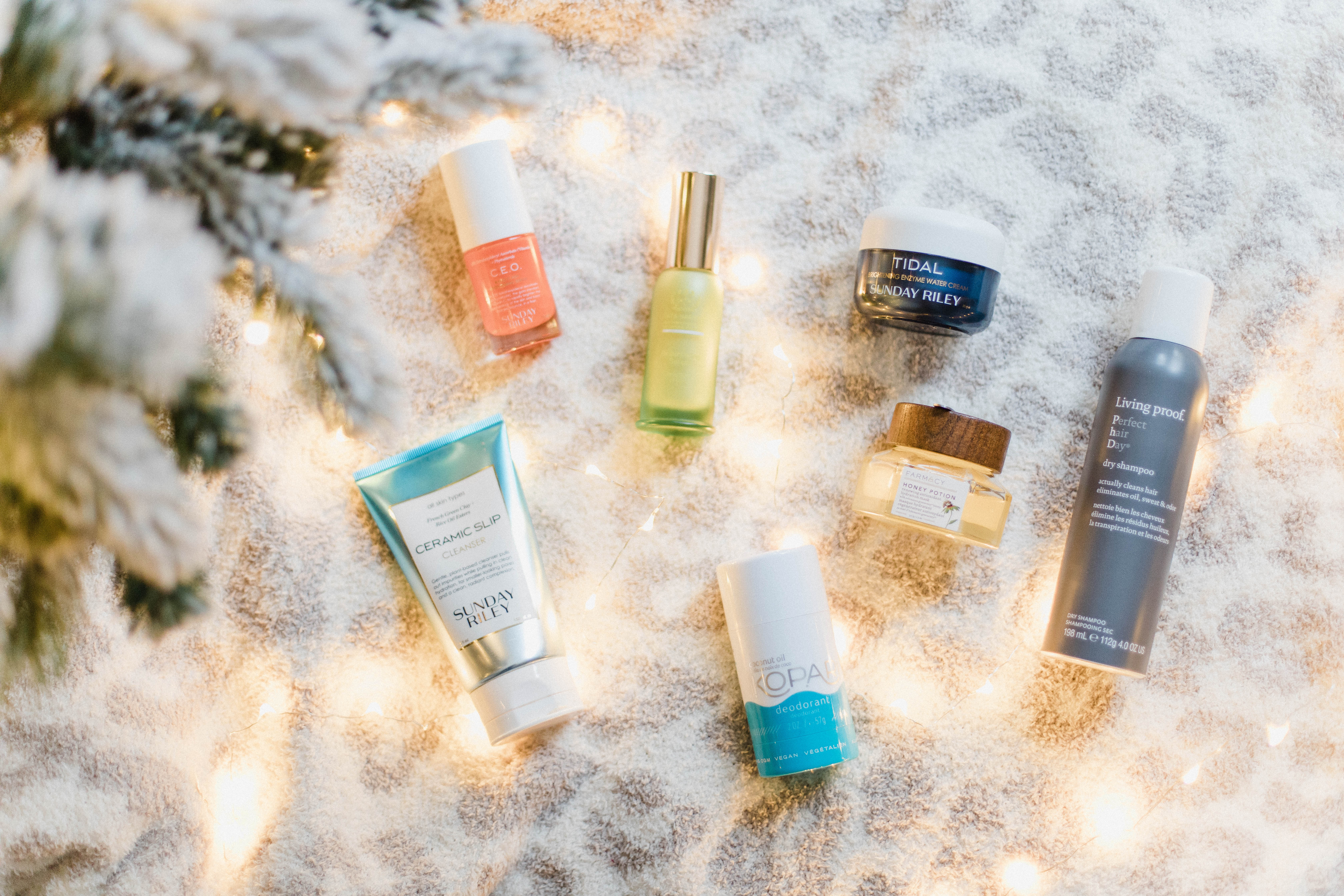 Connecticut life and style blogger Lauren McBride shares her favorite picks from the Sephora Holiday Bonus Beauty Insider Event, featuring makeup and skincare options.