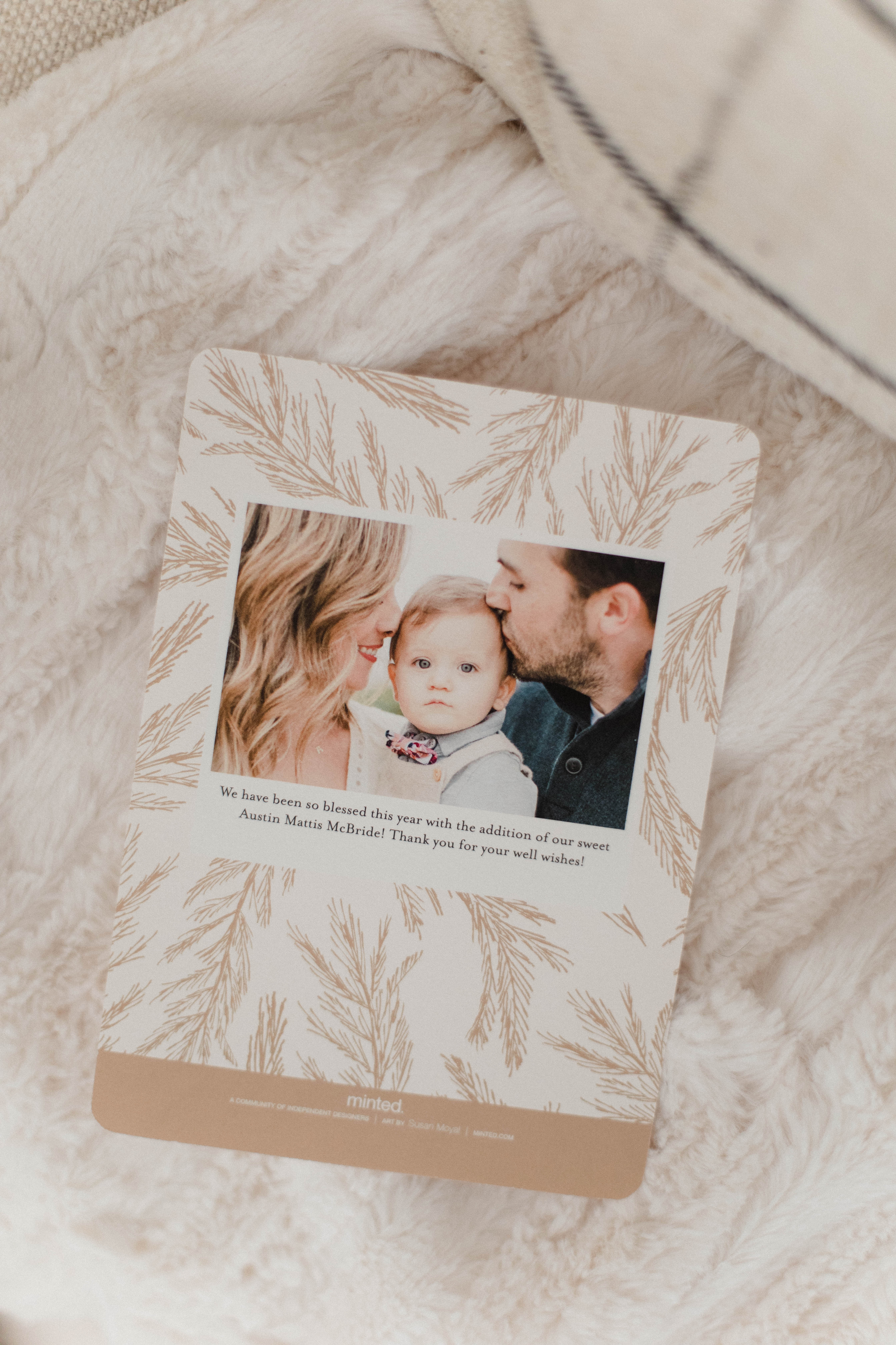 Connecticut life and style blogger Lauren McBride shares a Simple Way to Display Holiday cards that is easy and elegant for the holiday season. 
