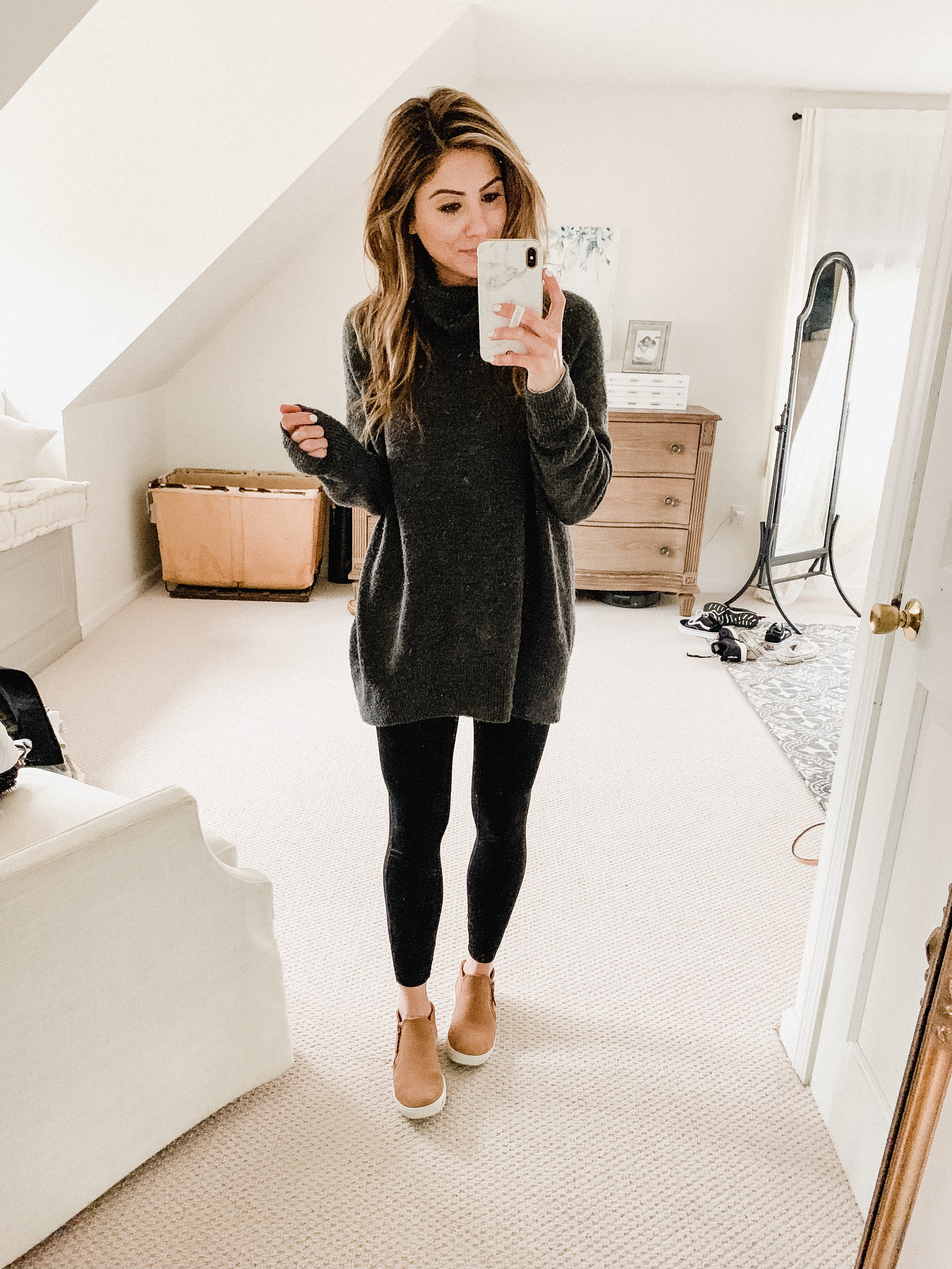 Connecticut life and style blogger Lauren McBride shares 12 Ways to Style Jogger Leggings featuring a variety of outfit inspiration ideas.