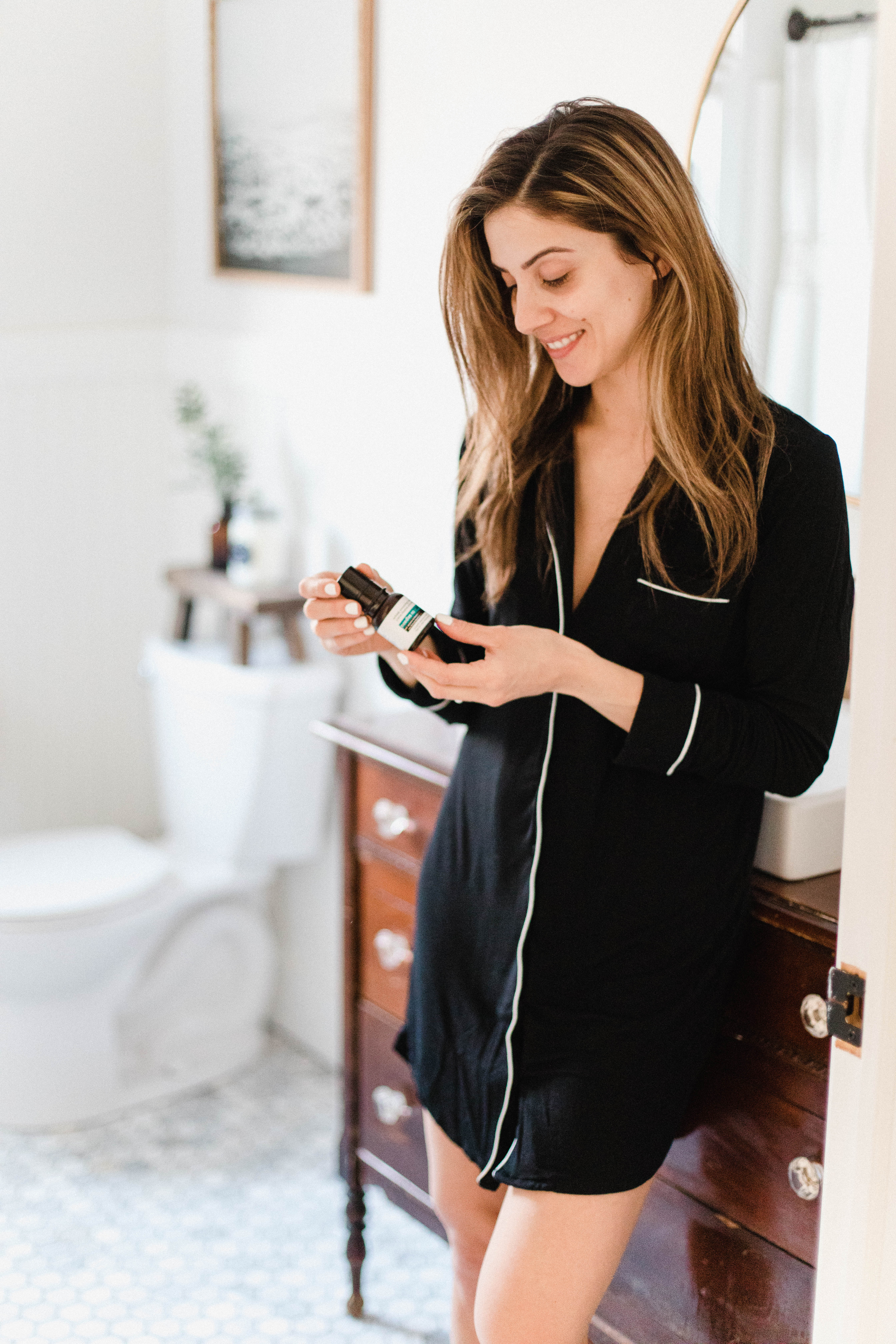 Connecticut life and style blogger Lauren McBride shares her best anti-aging tips, plus a wrinkle smoothing cream that has changed her skin!