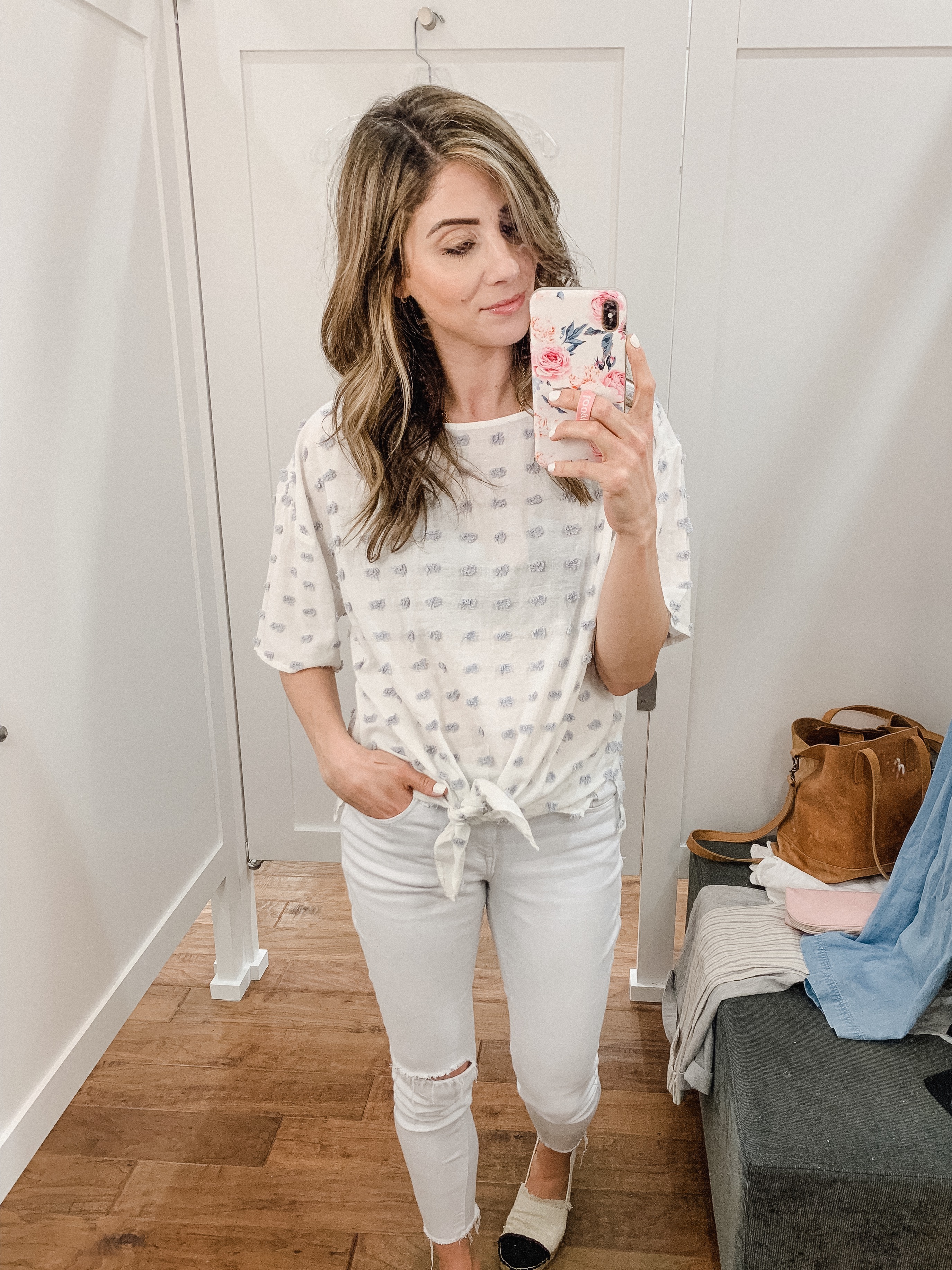 Connecticut life and style blogger Lauren McBride shares a LOFT try on and friends and family sale details. 