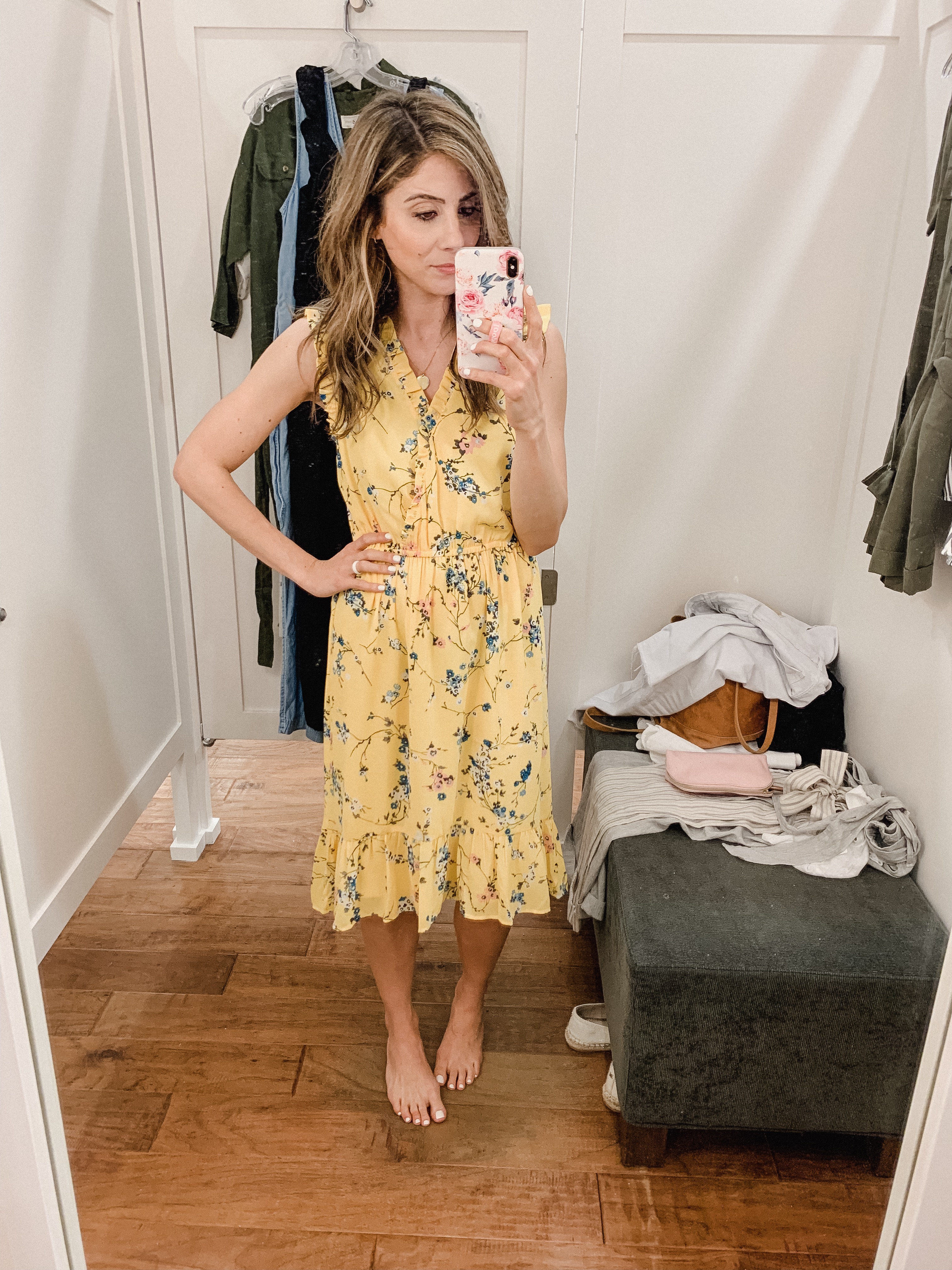 Connecticut life and style blogger Lauren McBride shares a LOFT try on and friends and family sale details. 