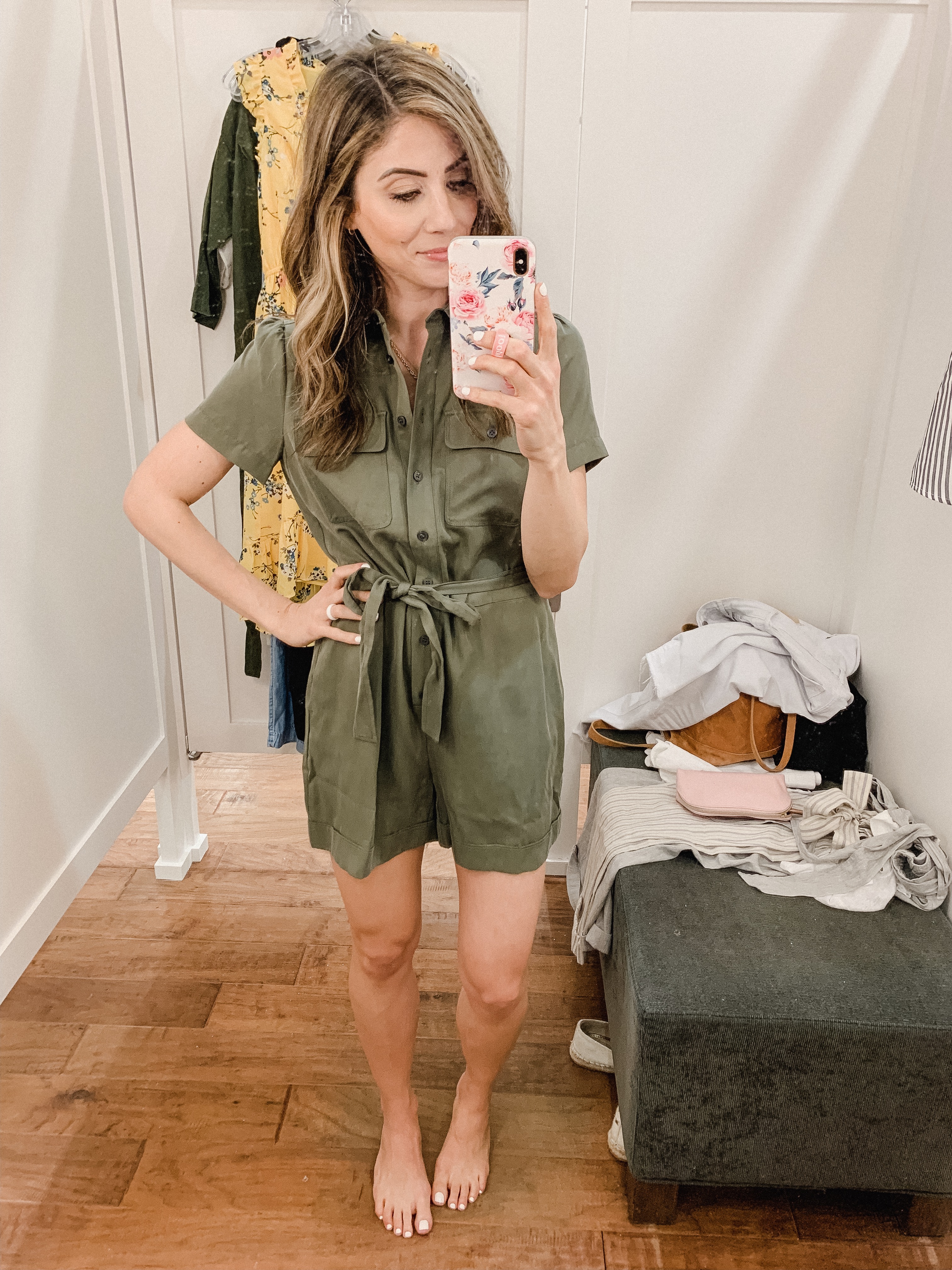 Connecticut life and style blogger Lauren McBride shares a LOFT try on and friends and family sale details. 