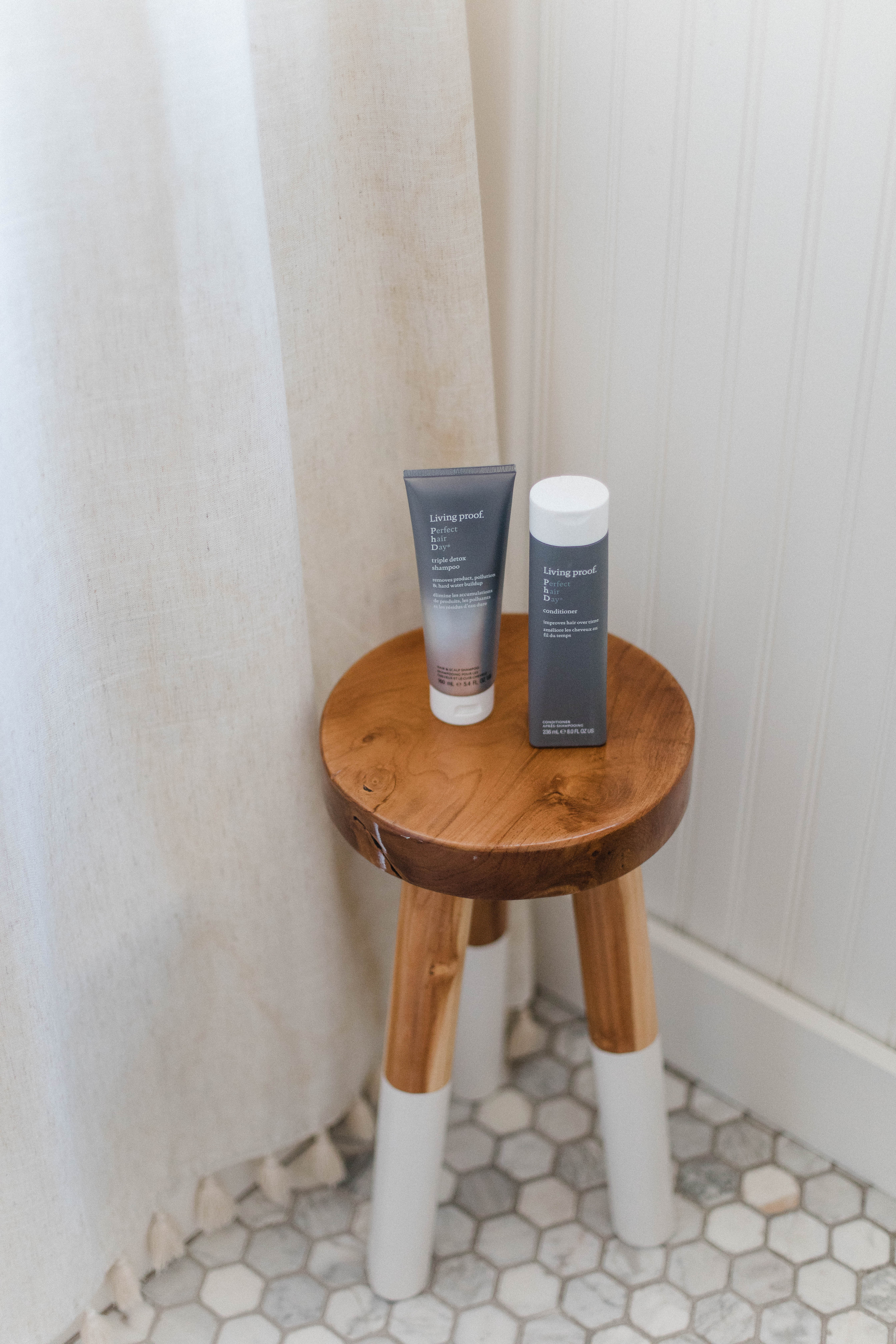 Connecticut life and style blogger Lauren McBride shares why and how you should be using a clarifying shampoo, including a new find that works on hard water build up.