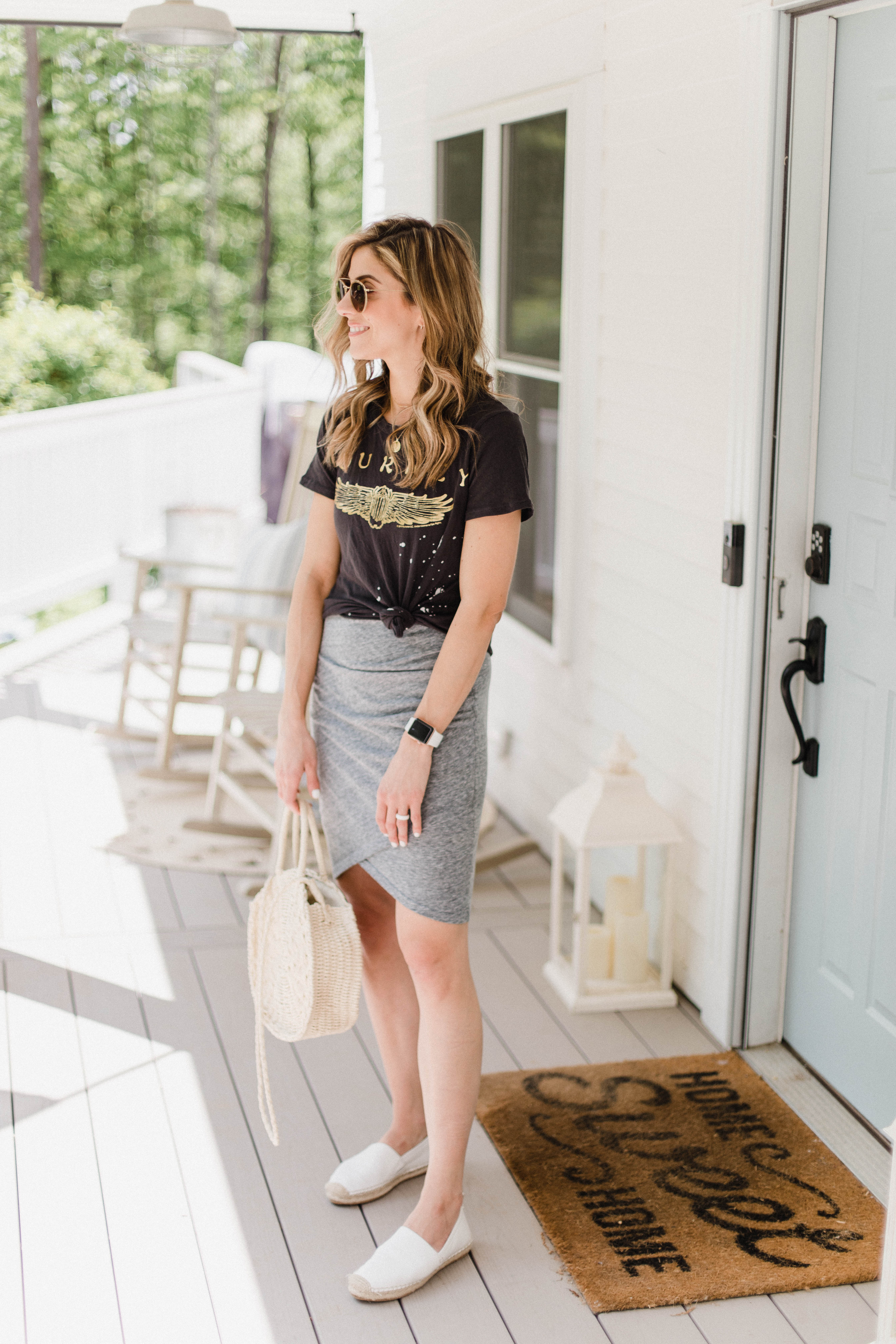 Connecticut life and style blogger Lauren McBride shares her summer staple shoes, including espadrille flats, slip on sandals, and mules. Also featuring ways to style.