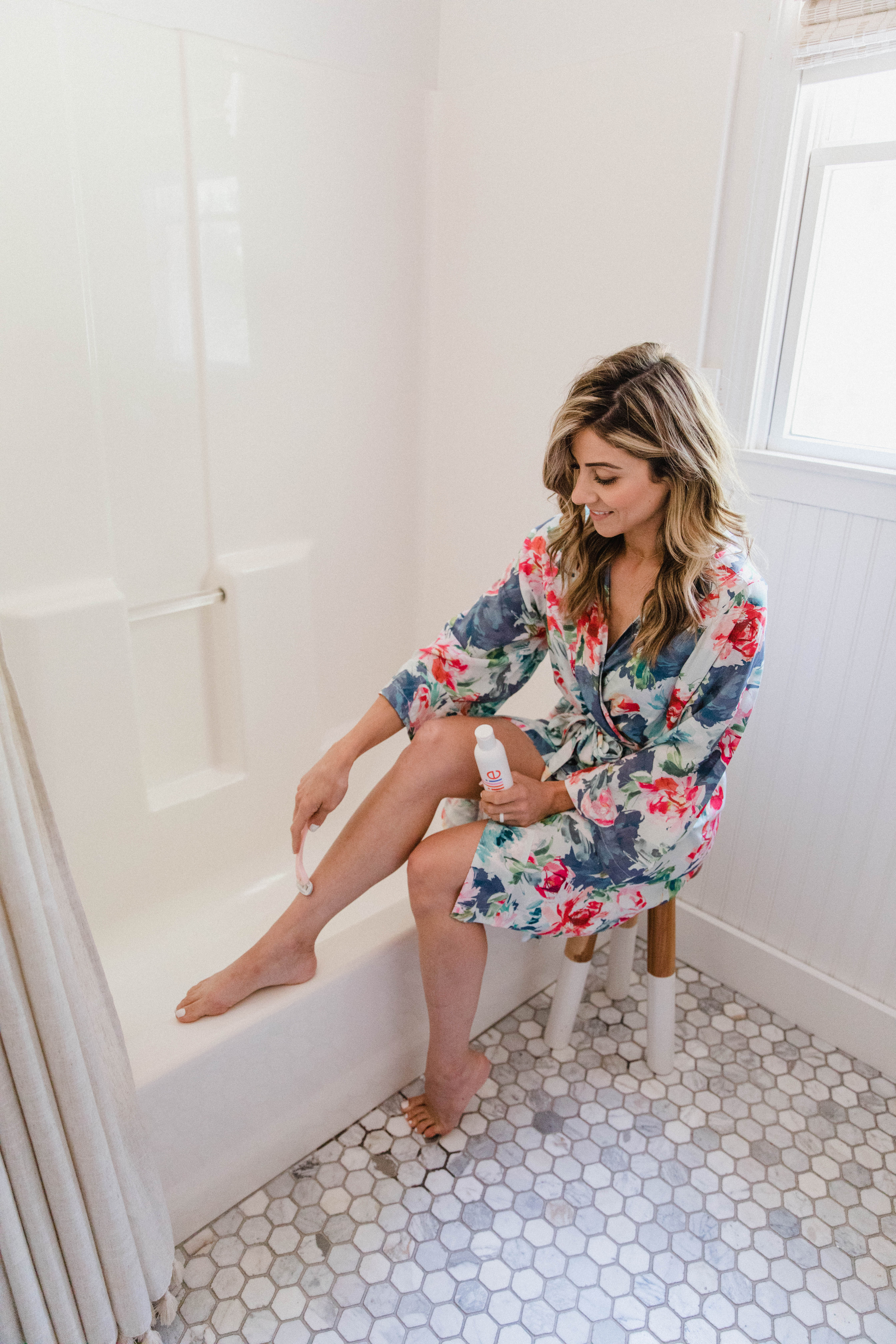 Connecticut life and style blogger Lauren McBride shares The Best Razor For Women that's at an affordable price and gives the smoothest shave.