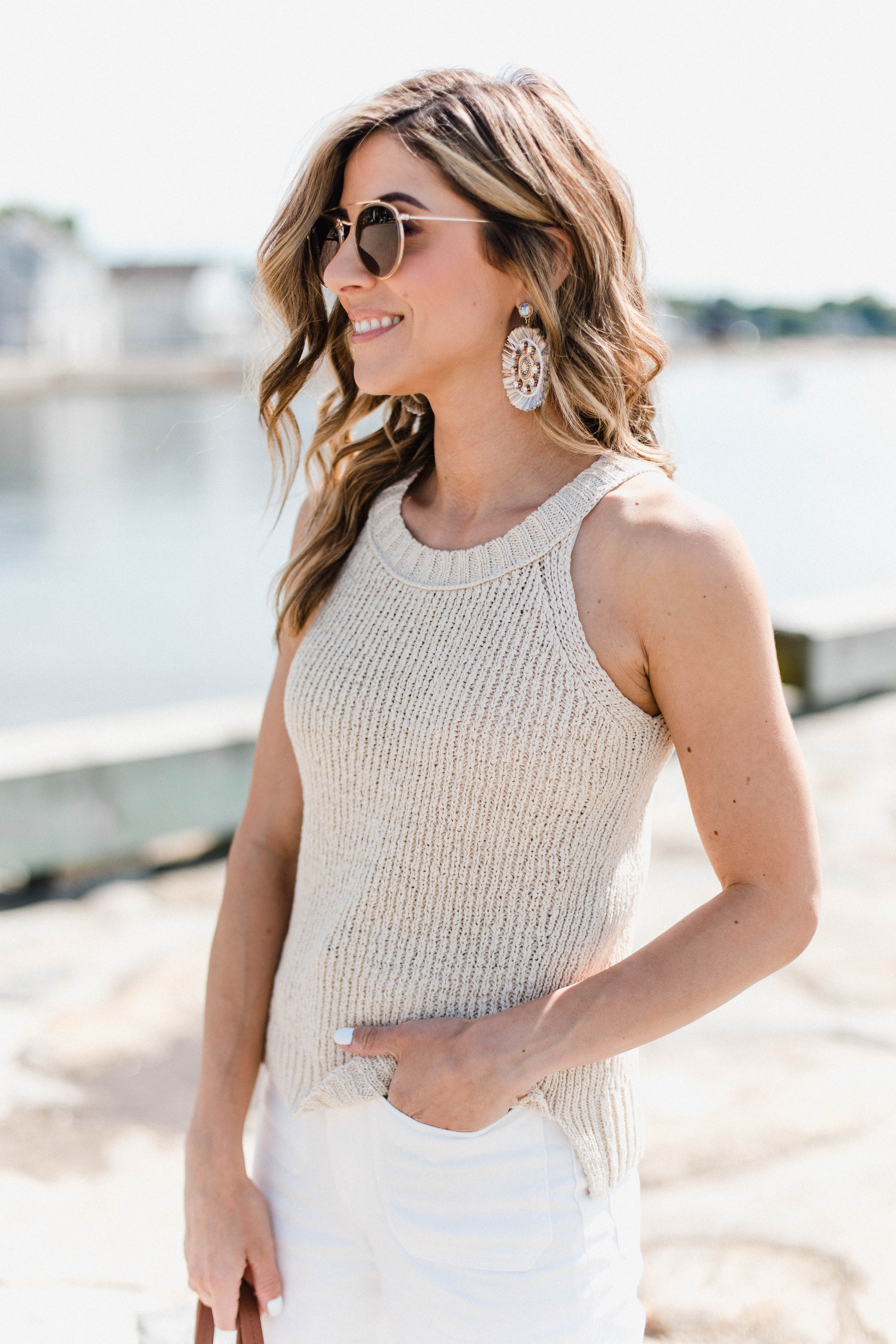 Connecticut life and style blogger Lauren McBride shares Summer Essentials with J.Crew featuring a complete head to toe outfit with versatile wardrobe items.