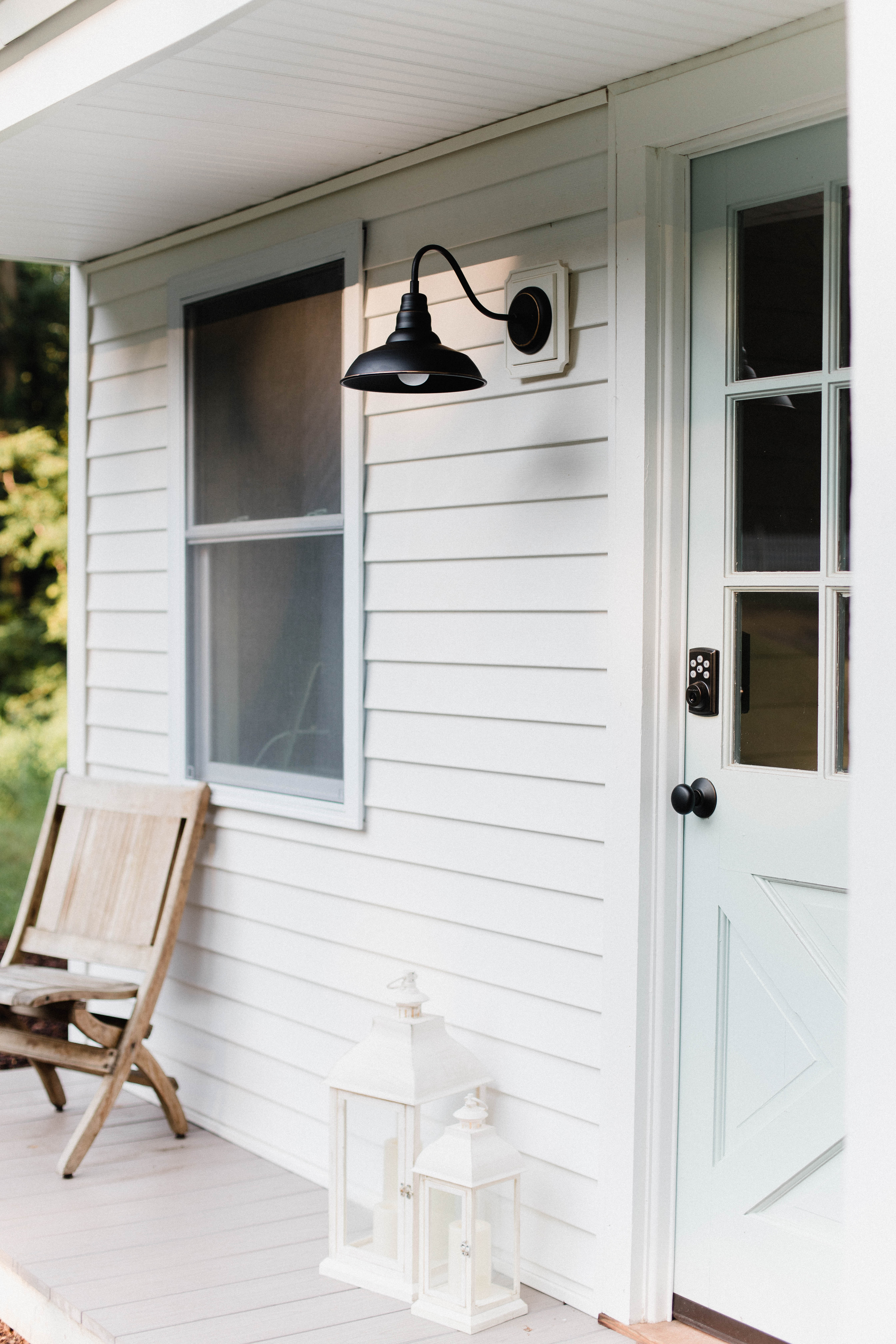 Connecticut life and style blogger Lauren McBride shares her She Shed Outdoor Decor including budget-friendly finds from eBay to add curb appeal. 