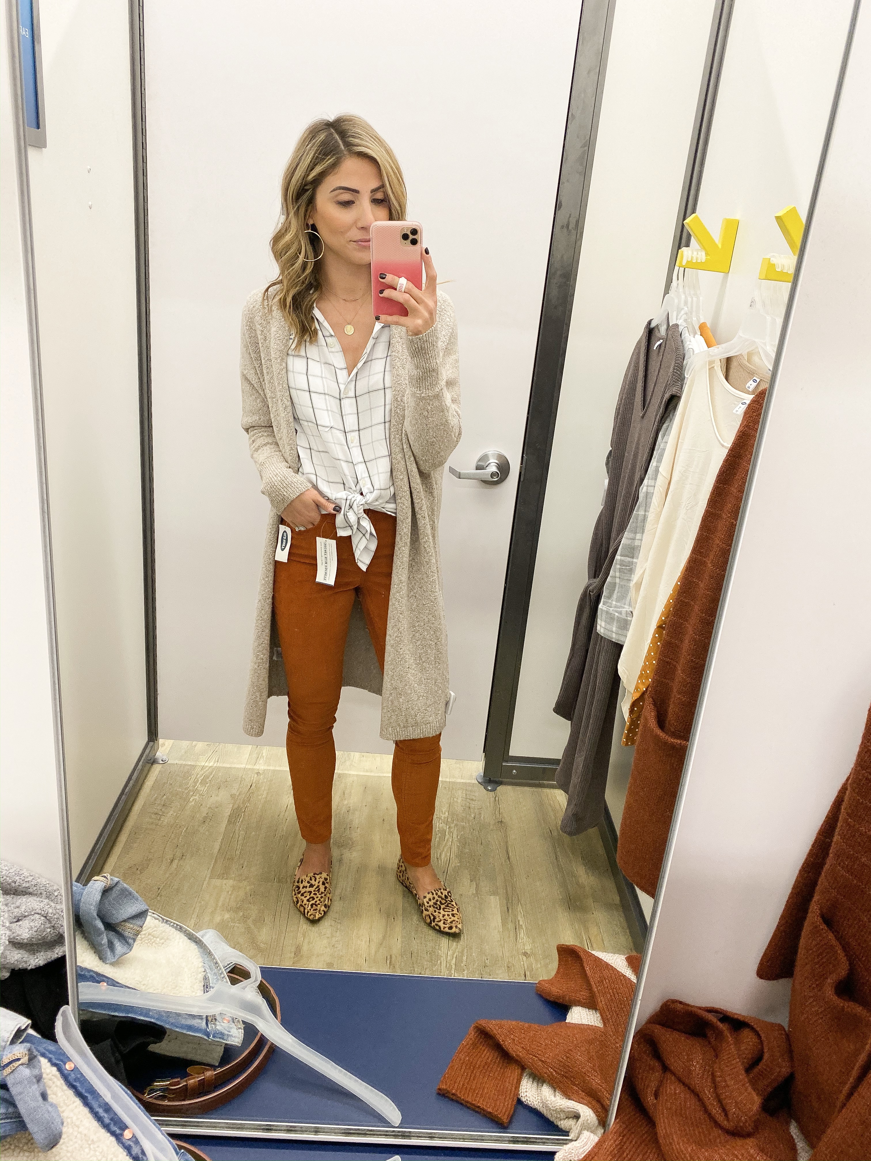 Connecticut life and style blogger Lauren McBride shares an October Old Navy try on featuring classic wardrobe pieces styled multiple ways.