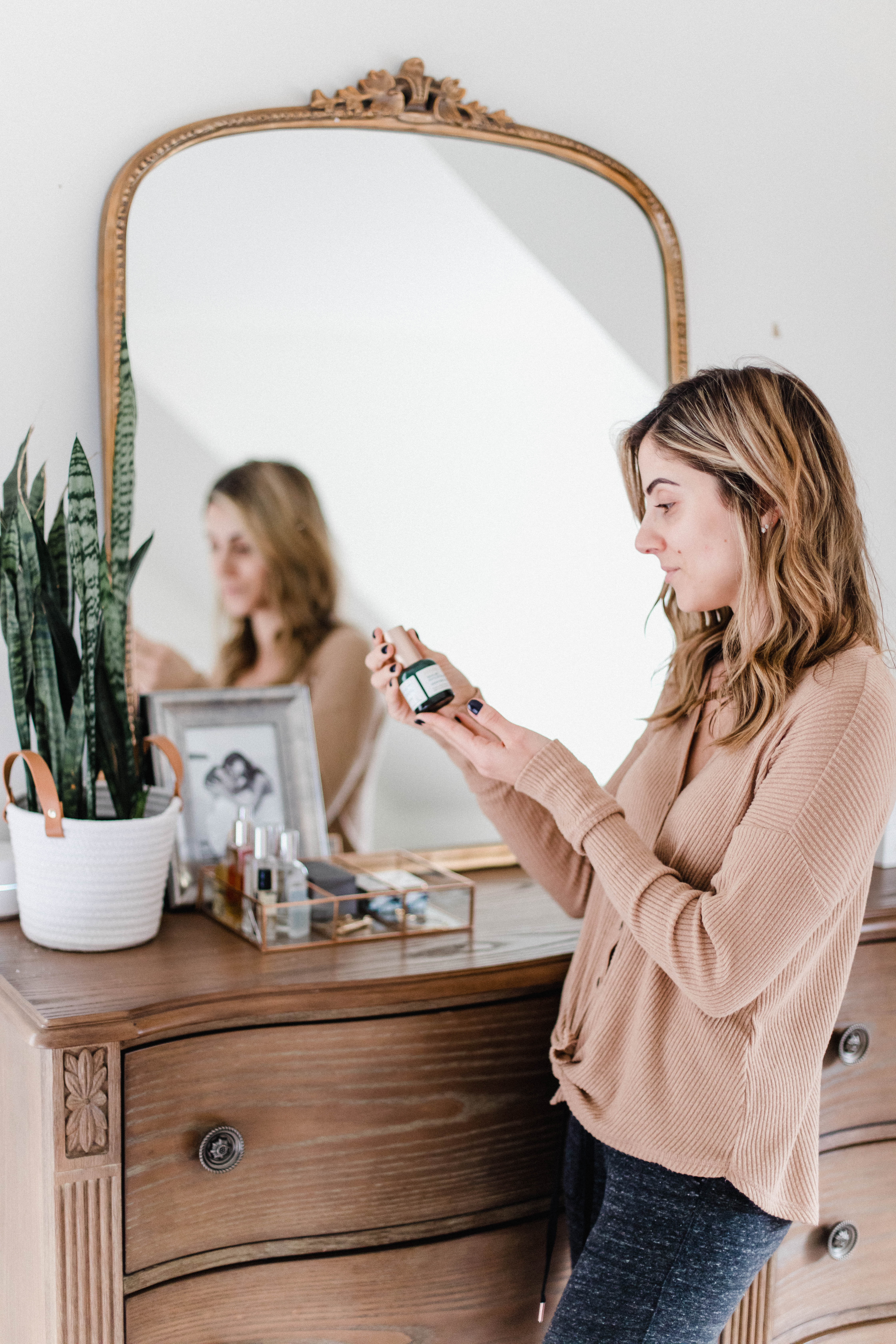 Connecticut life and style blogger Lauren McBride shares her current favorite @Biossance products, including a flash sale for Black Friday #ad