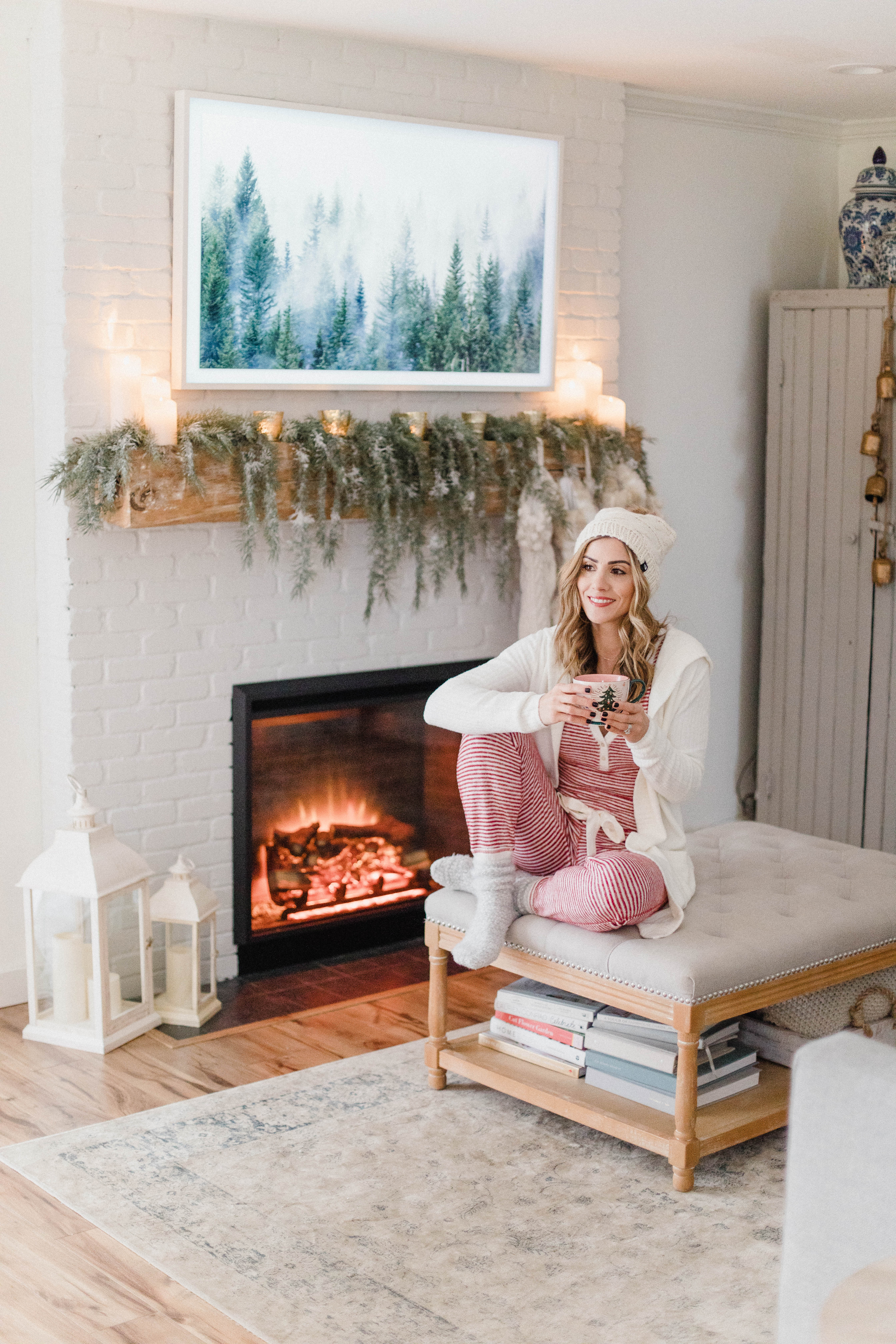 Connecticut life and style blogger Lauren McBride shares the gift of Barefoot Dreams with this cardigan under $80 available on QVC.