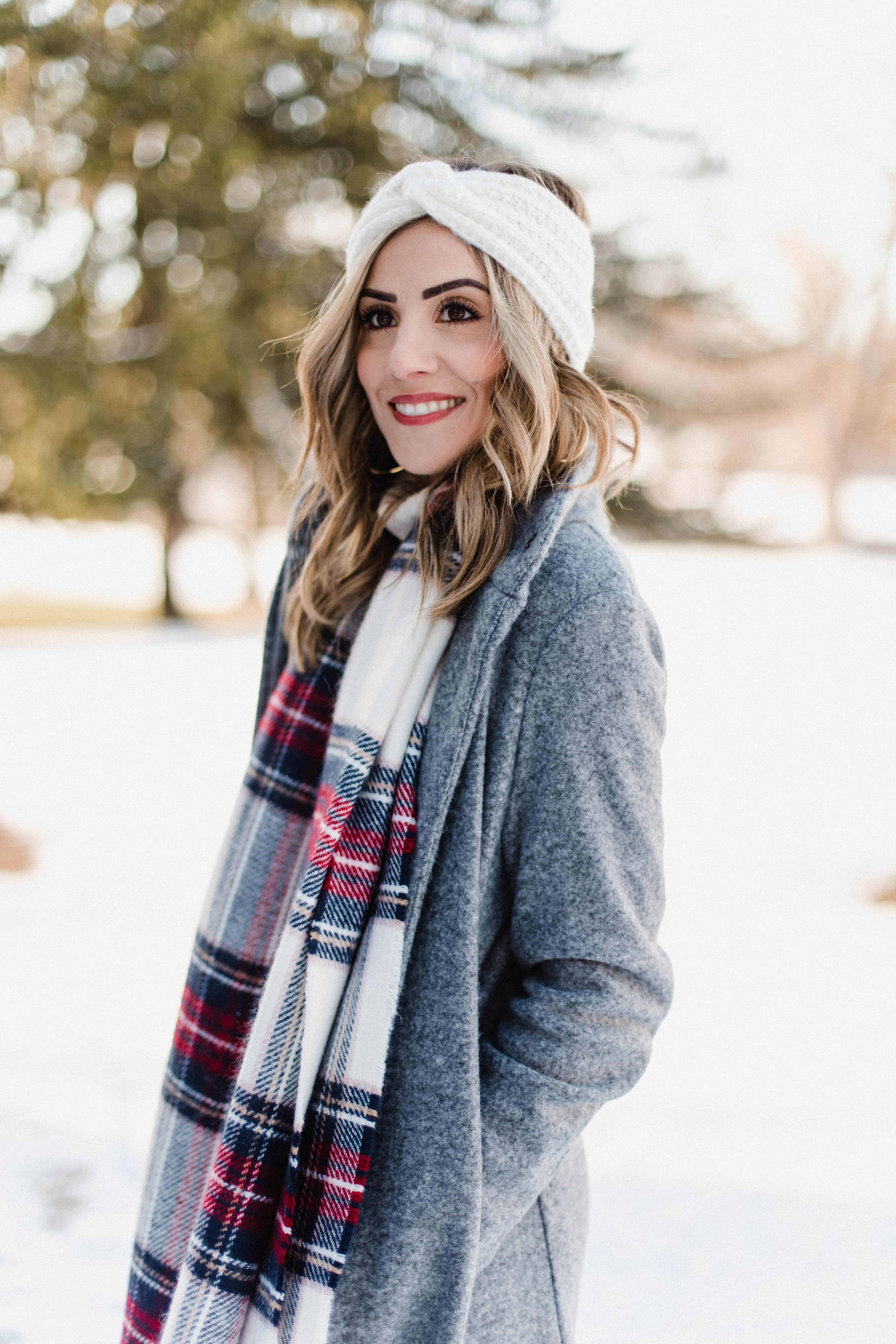 cute snow outfit - faux fur, hunter boots - By Lauren M