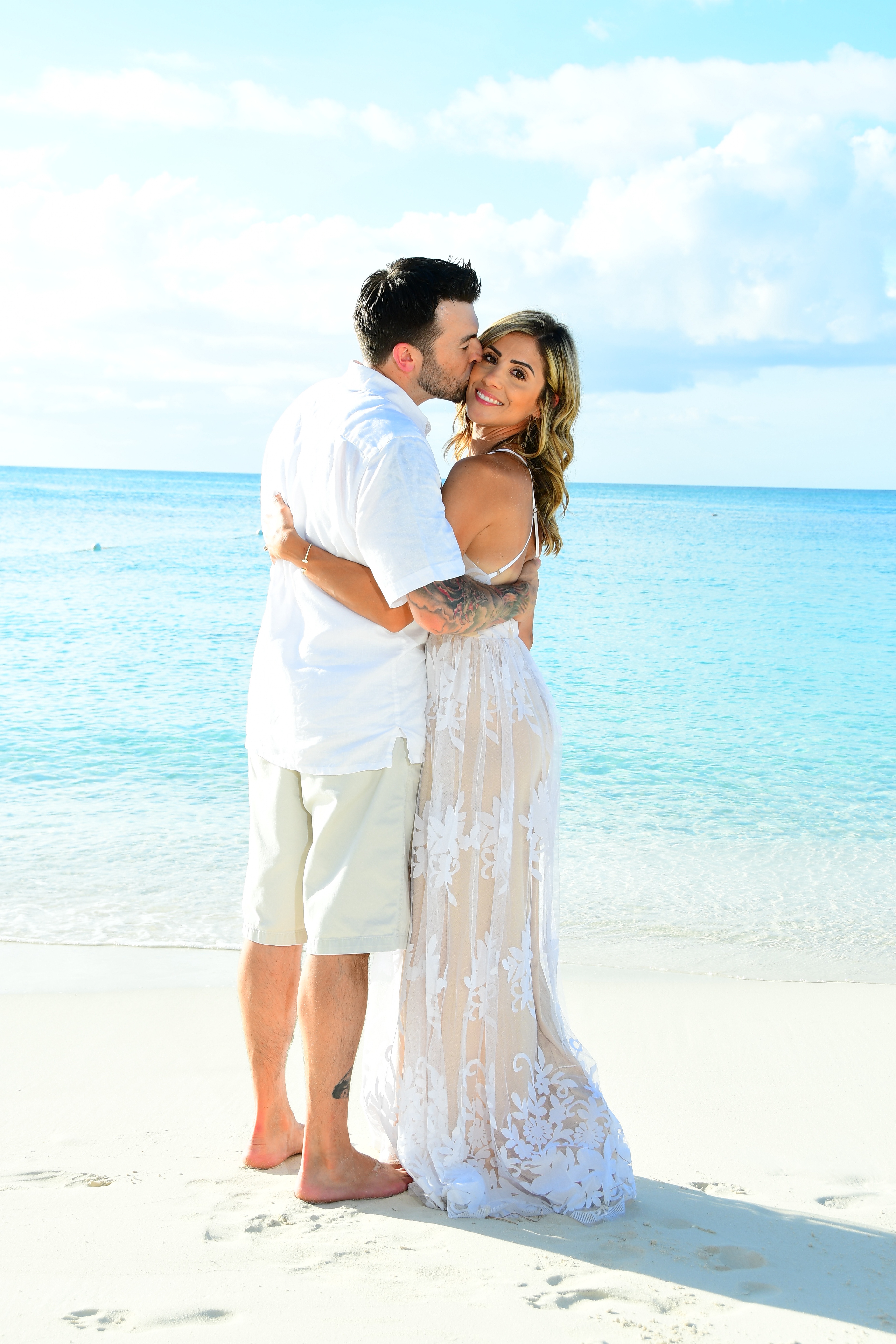 Wedding dress for hot sale beach vow renewal