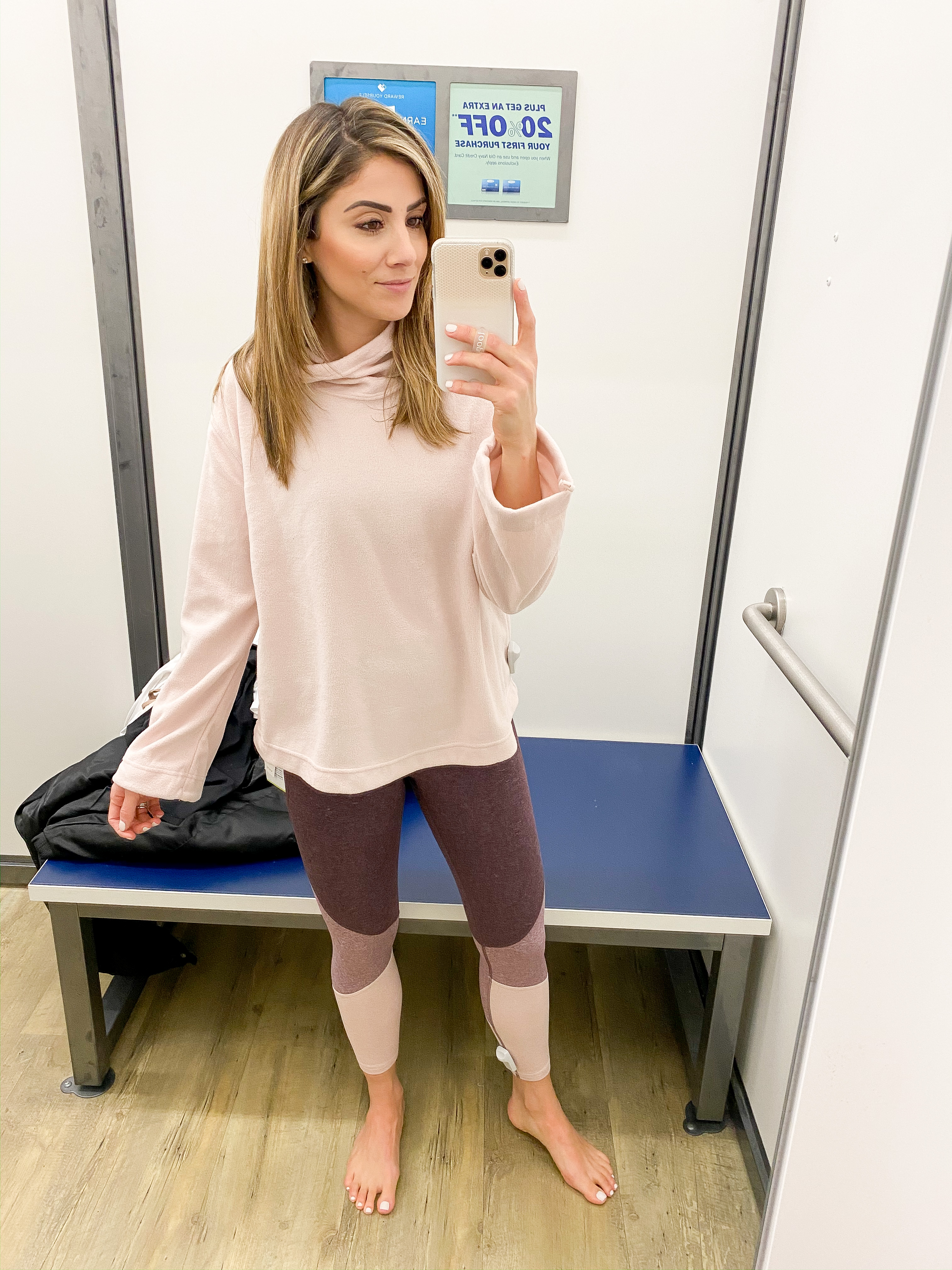 Connecticut life and style blogger Lauren McBride shares an Old Navy try on featuring athletic clothing and athleisure wear.