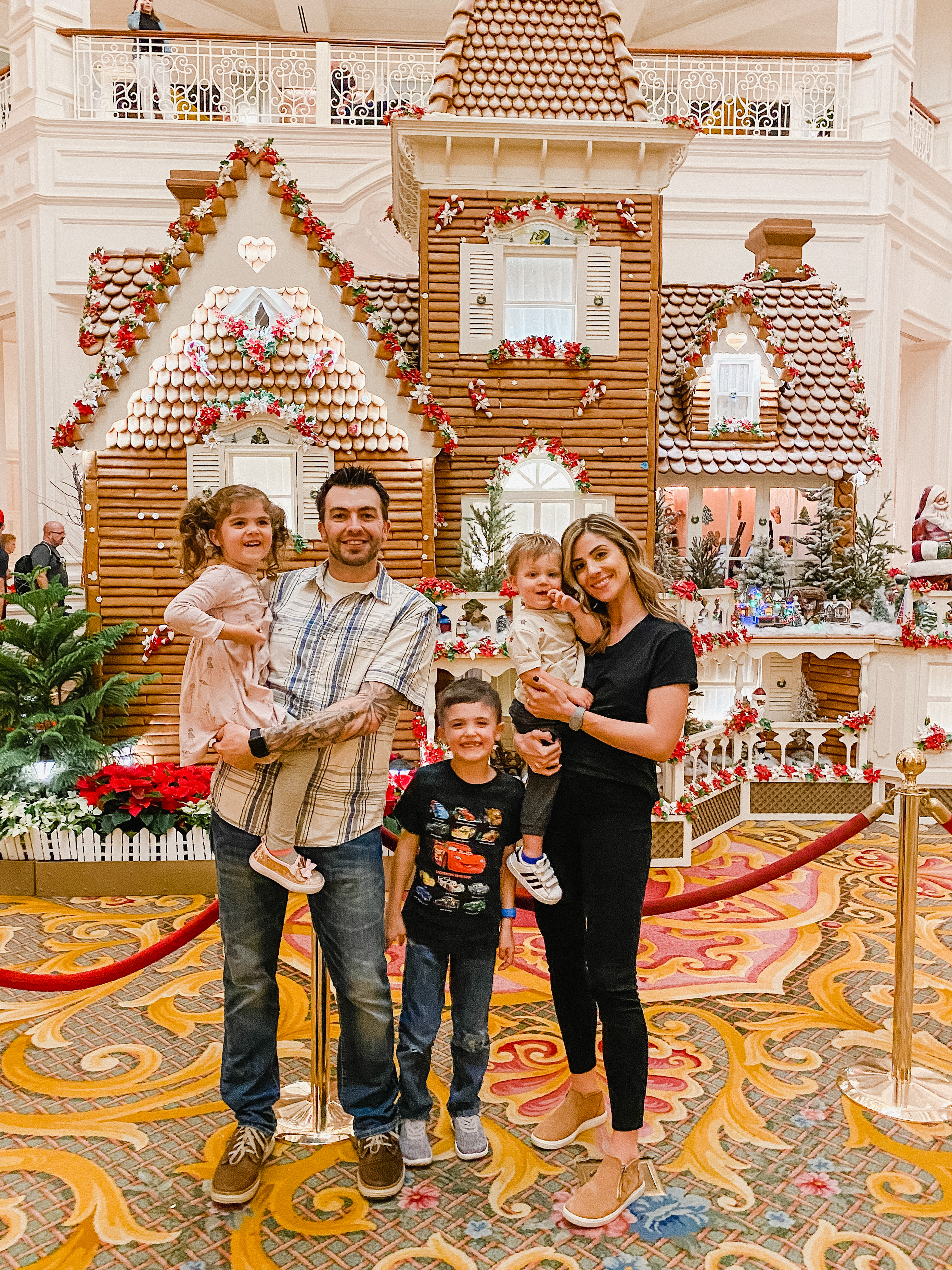 Connecticut life and style blogger Lauren McBride shares about Christmas in Walt Disney World and what to do during the course of your stay.