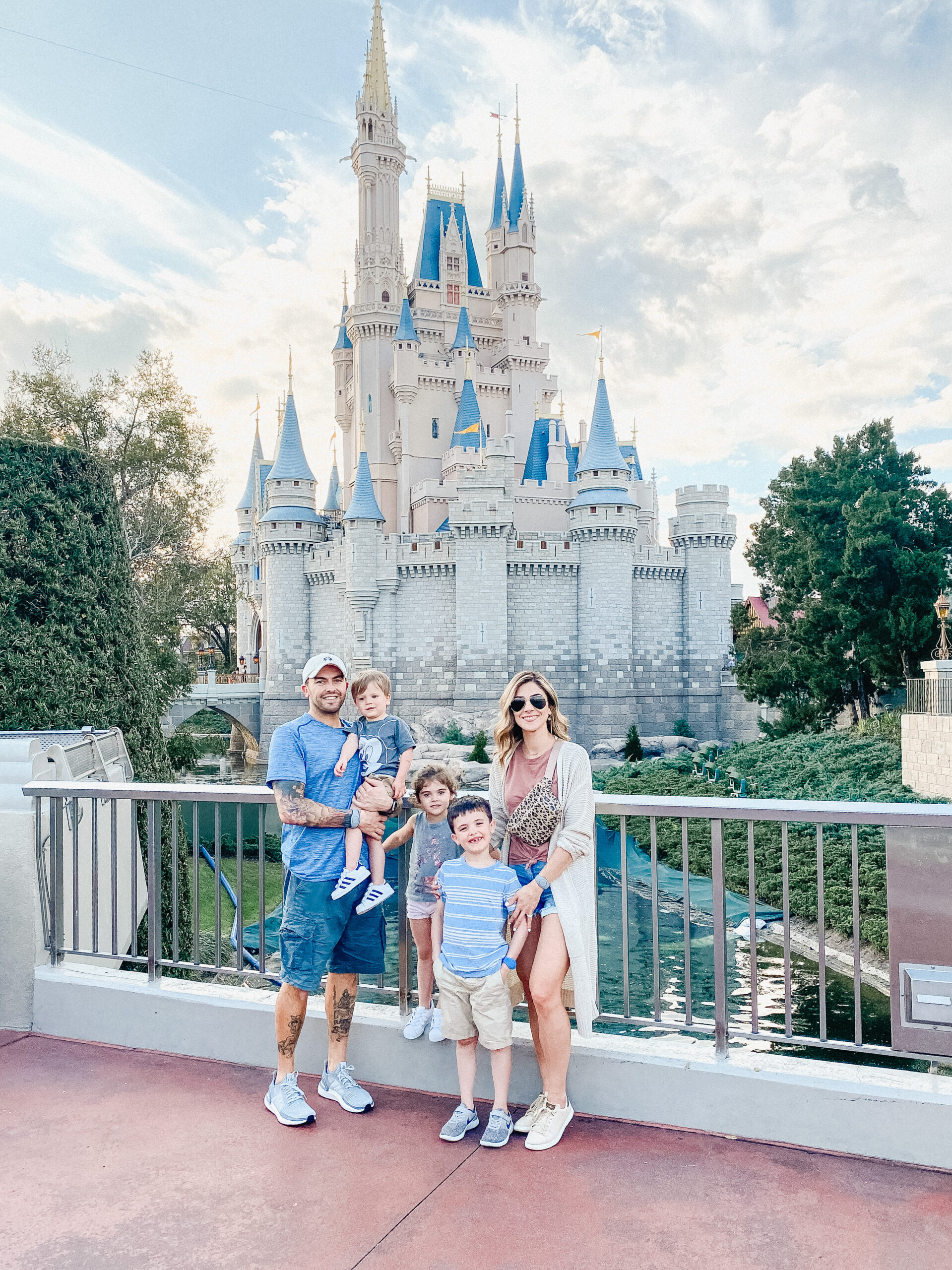 Connecticut life and style blogger Lauren McBride shares her Walt Disney World outfits and Disney Cruise Line Outfits from her February trip.