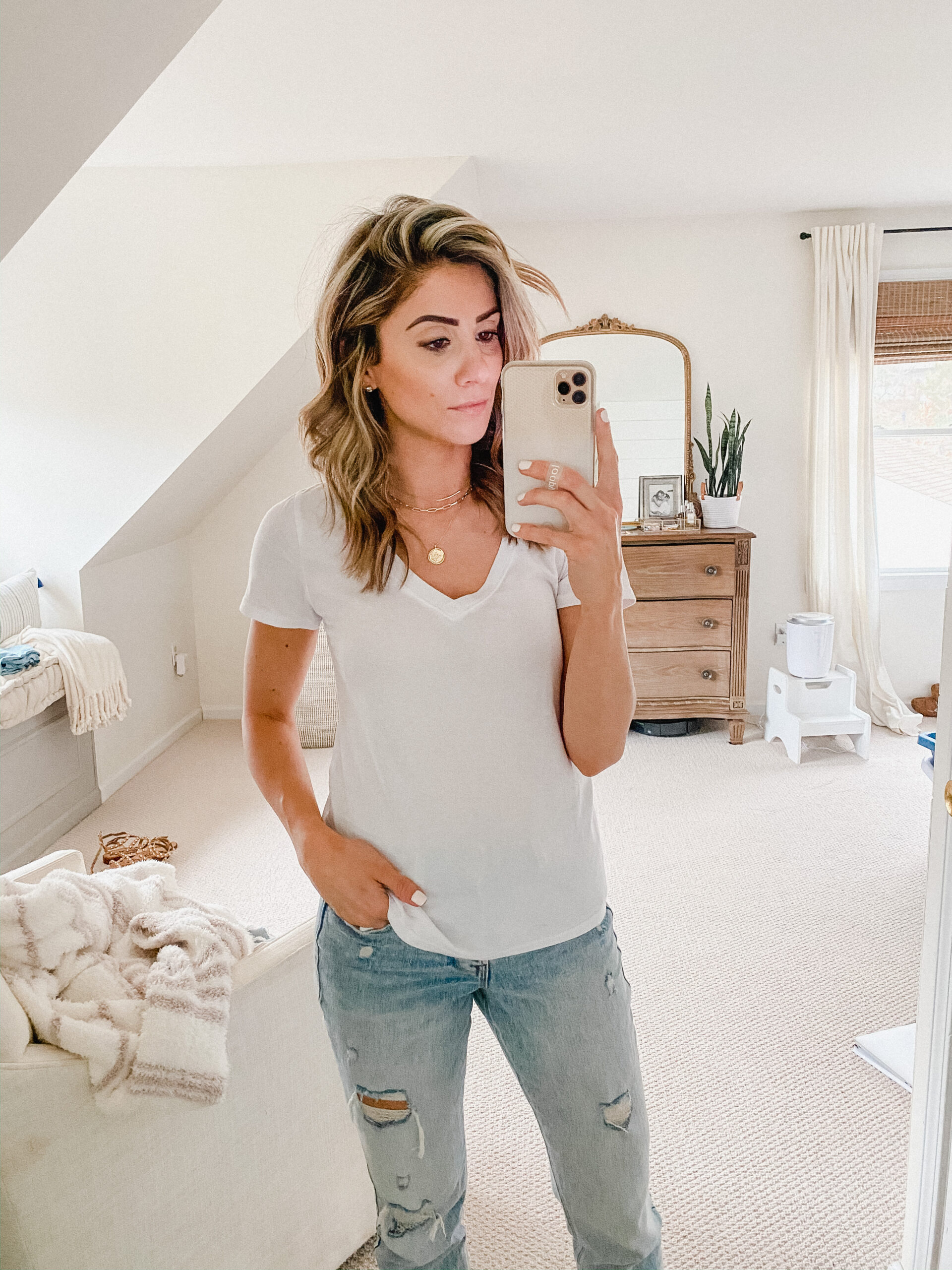 Looking for the Best White T-Shirts? Connecticut life and style blogger Lauren McBride reviews several options to find the best.