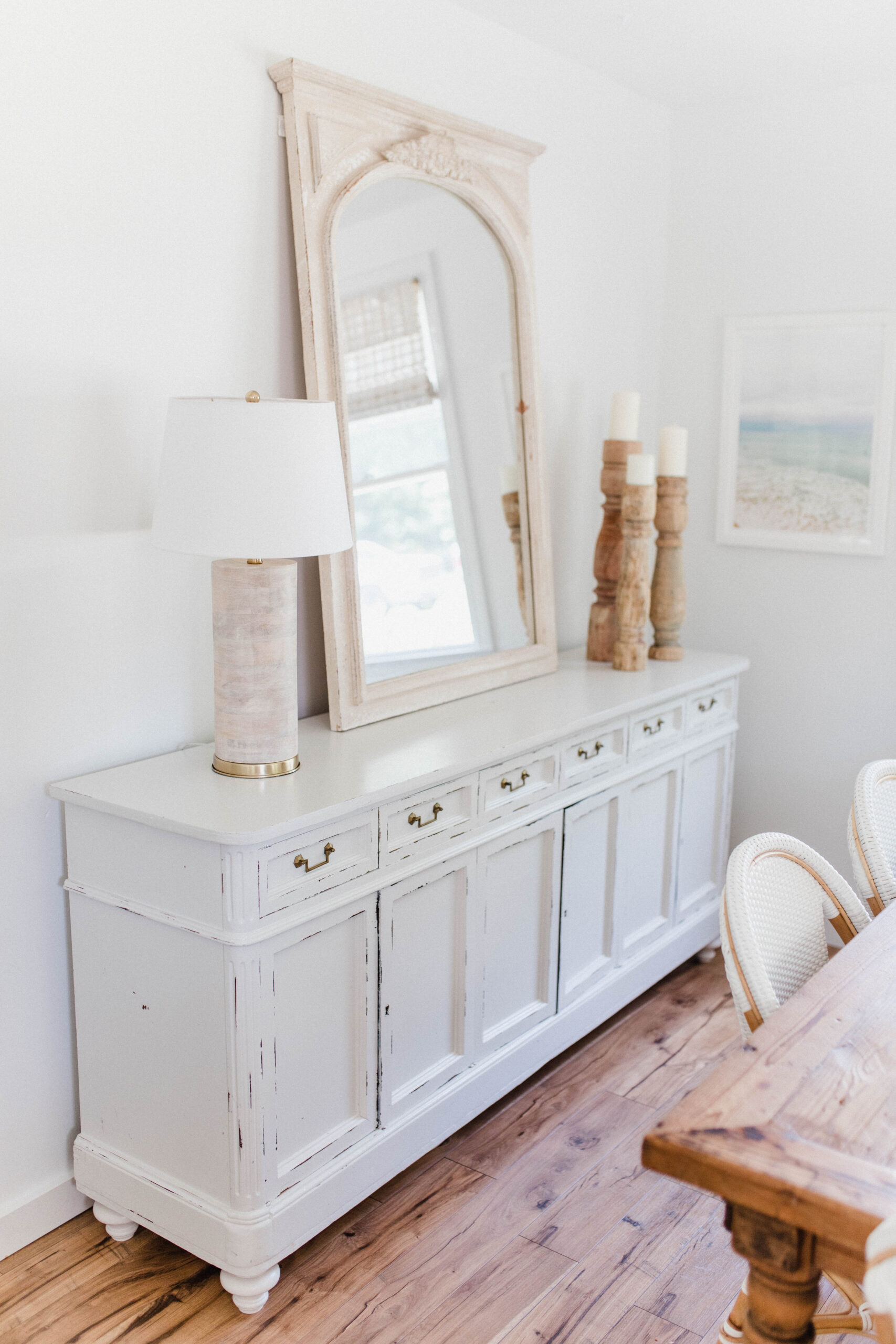 Connecticut life and style blogger Lauren McBride give a peek into her modern coastal dining room, including a source list.