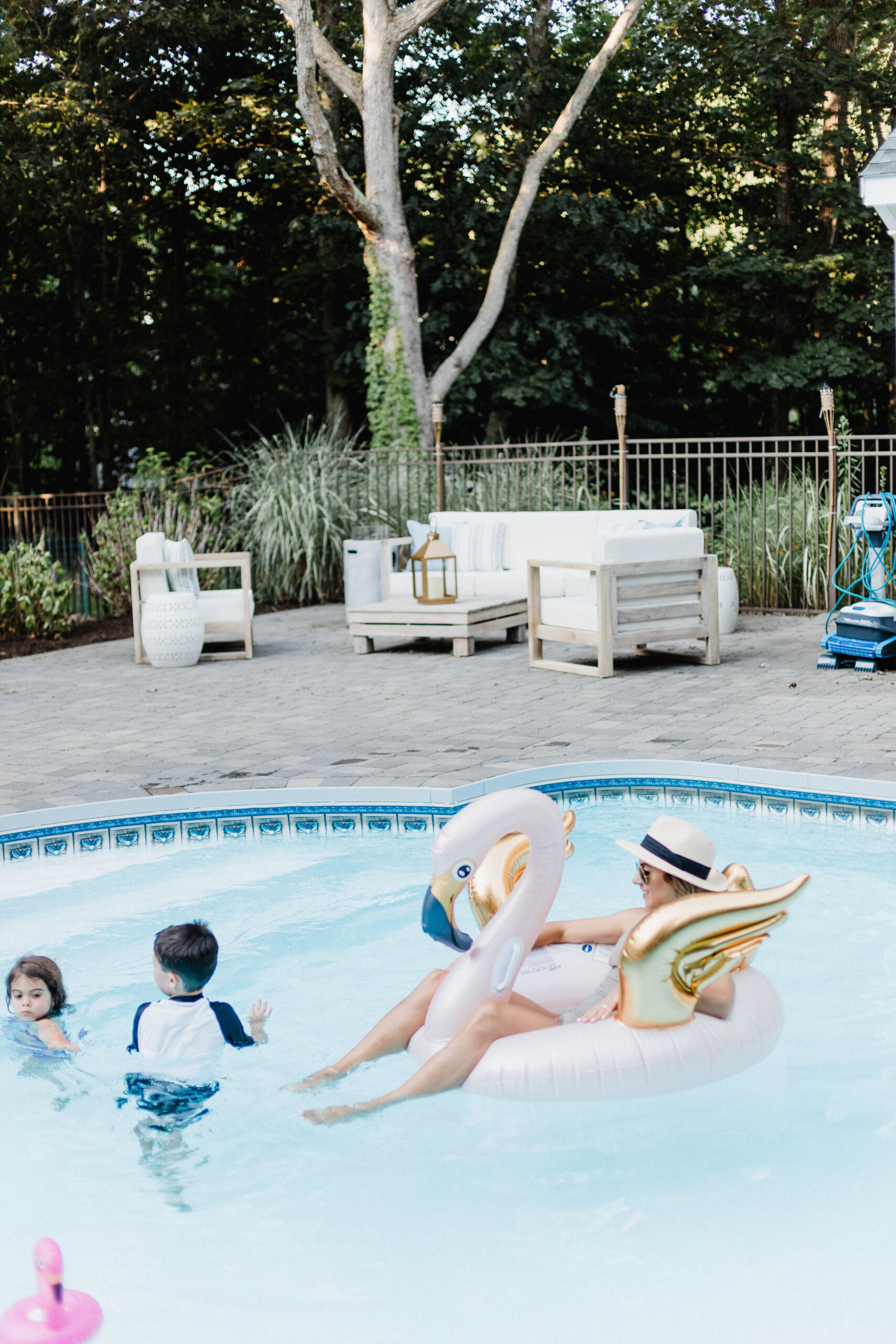 Connecticut life and style blogger Lauren McBride shares a variety of floats and activities for the pool available now on QVC.