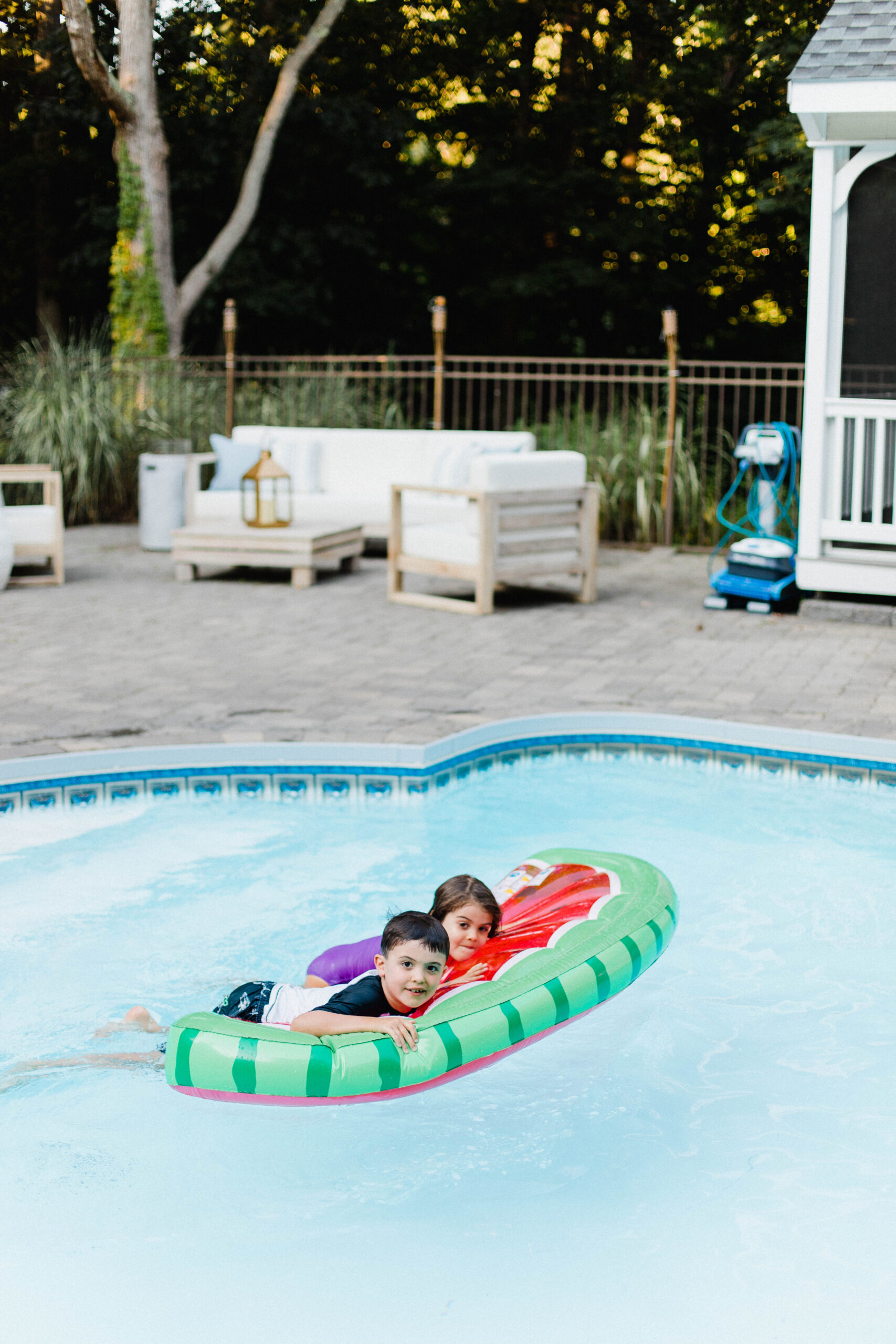 Connecticut life and style blogger Lauren McBride shares a variety of floats and activities for the pool available now on QVC.