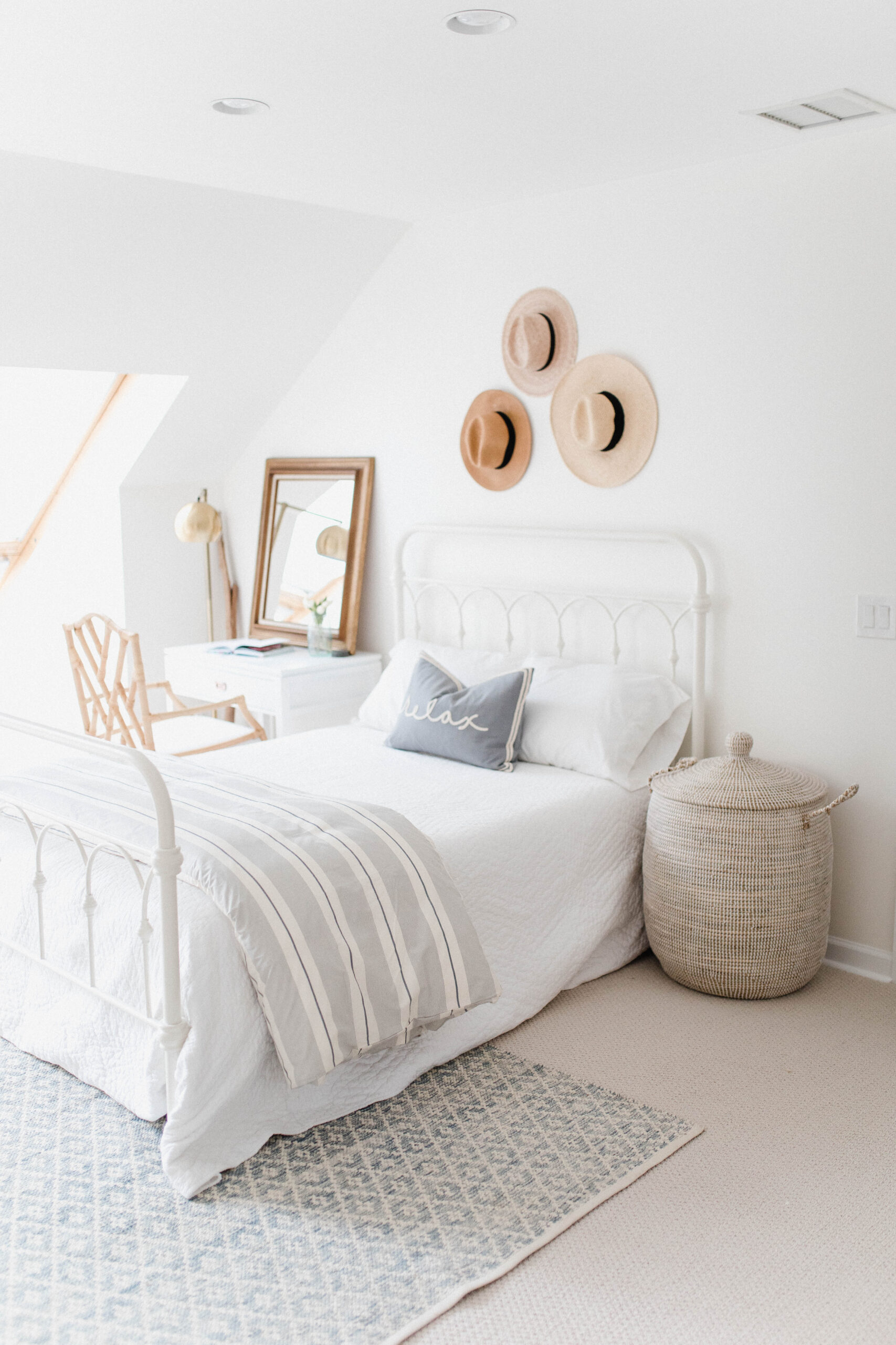 Connecticut life and style blogger Lauren McBride shares a relaxing retreat with her coastal-inspired guest room 