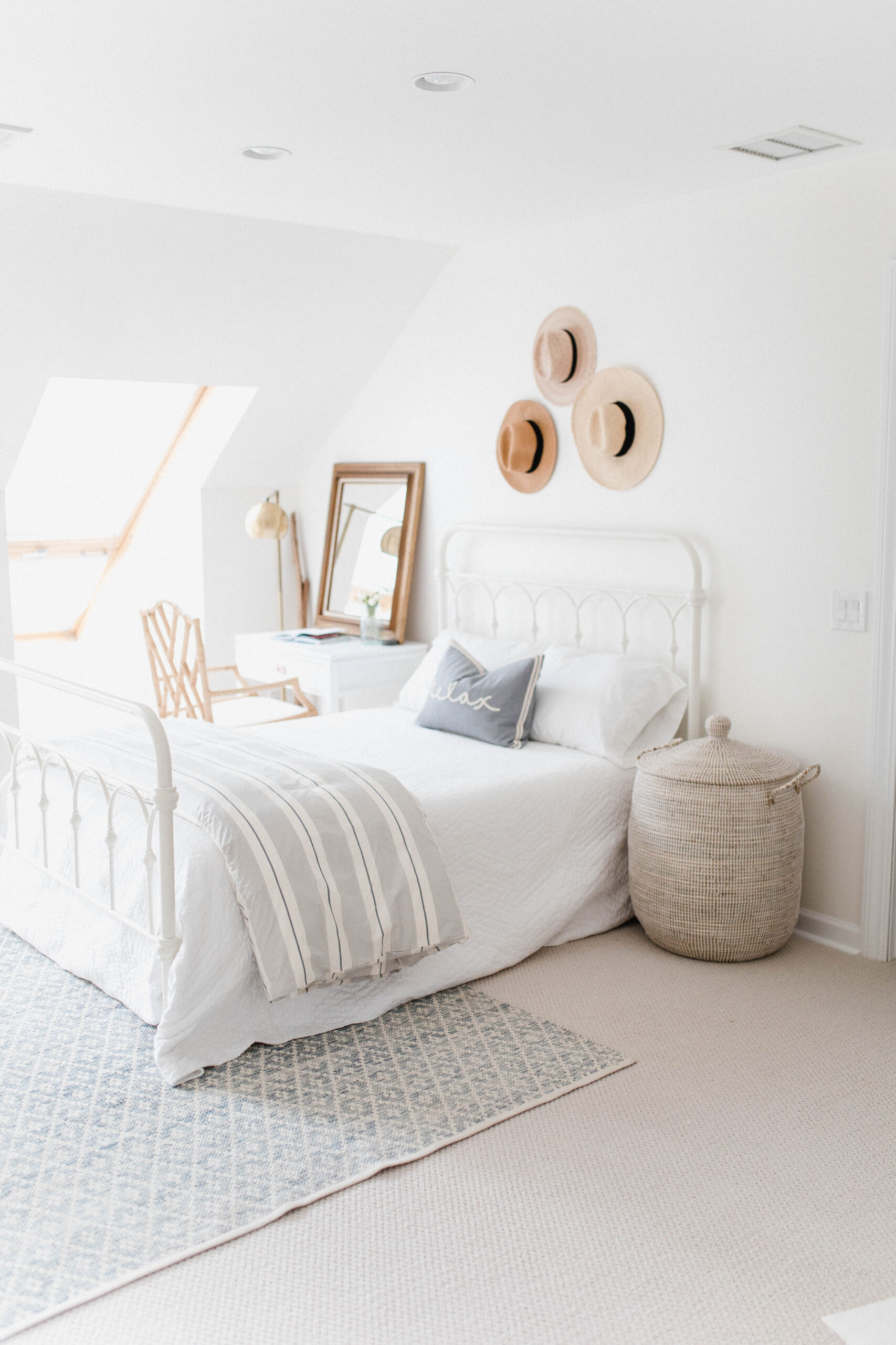 Connecticut life and style blogger Lauren McBride shares a relaxing retreat with her coastal-inspired guest room 