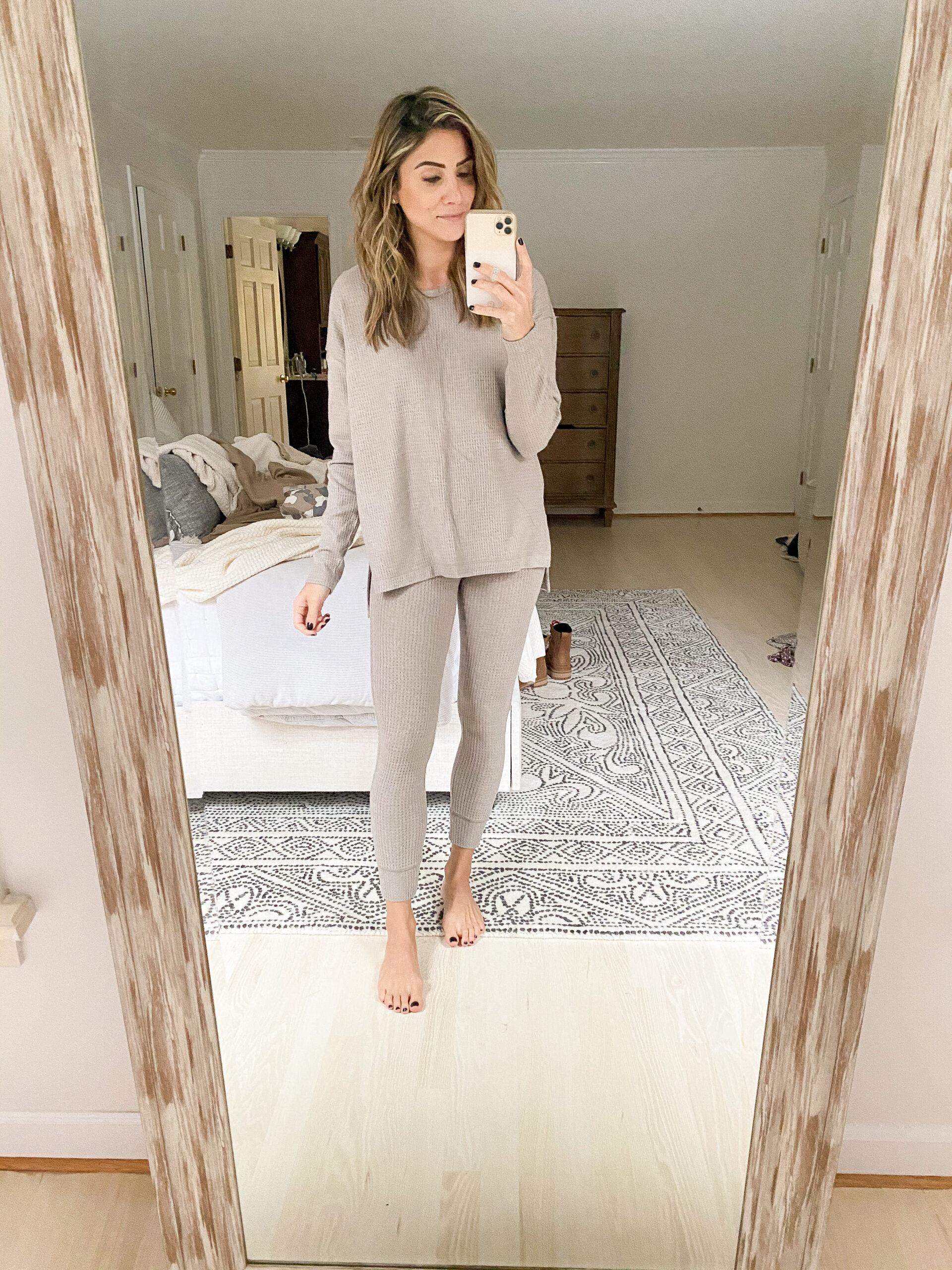 Looking for some cozy options to add to your wardrobe? Connecticut life and style Lauren McBride shares a cozy fall try on.