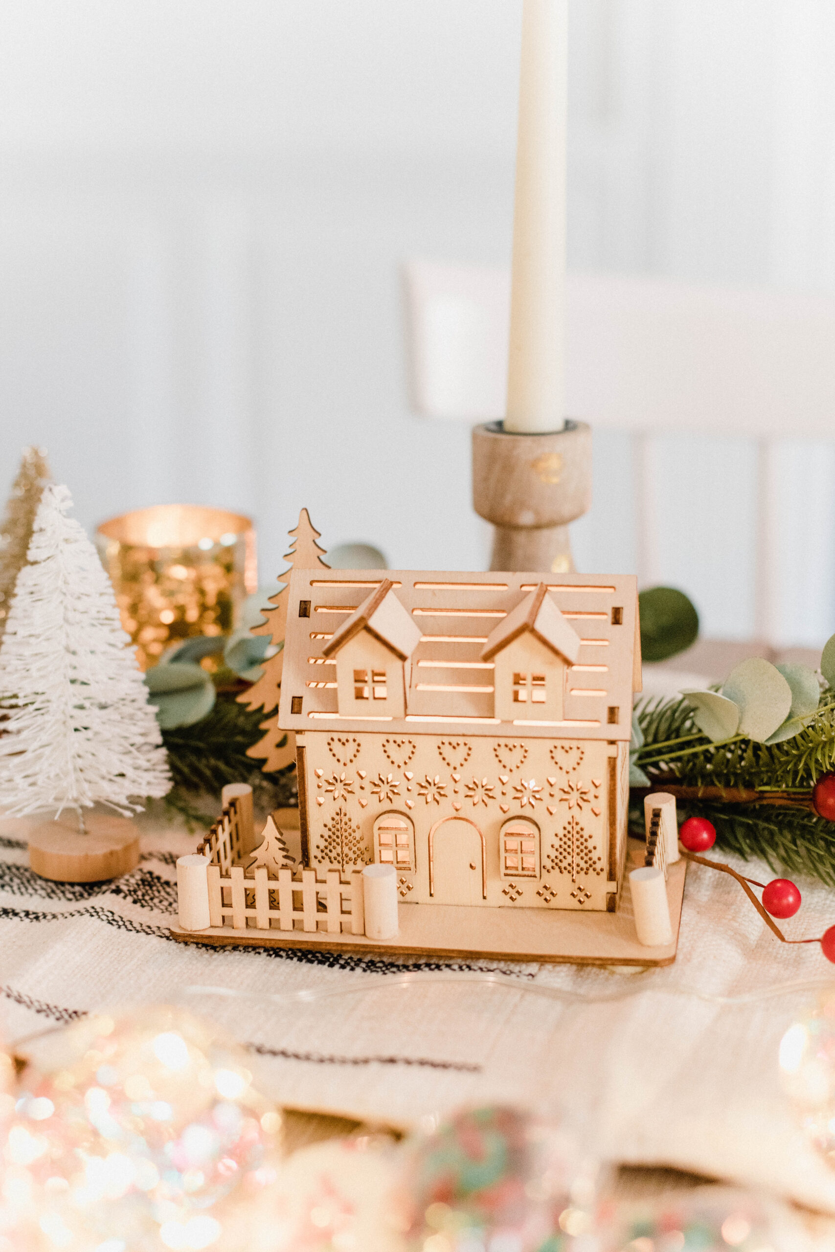 Looking for the perfect holiday hot cocoa bar? Connecticut Lifestyle blogger Lauren McBride is sharing her favorite finds for this festive holiday activity!