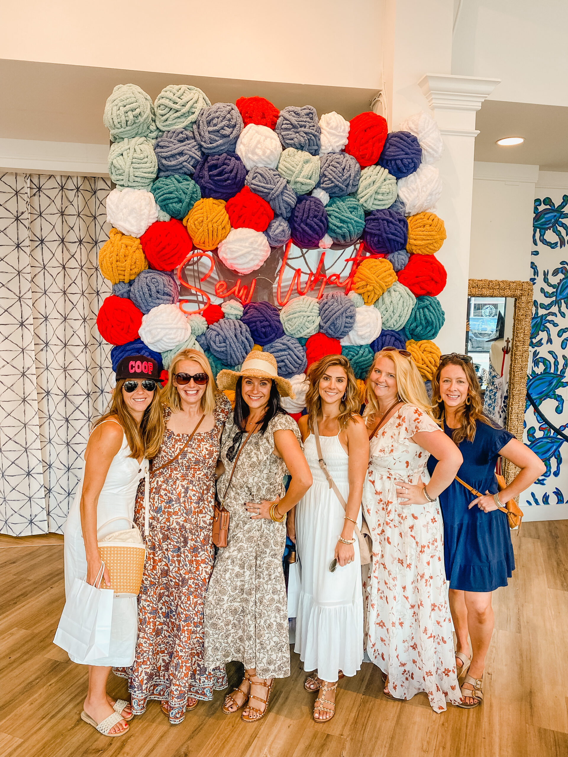 Connecticut life and stye blogger Lauren McBrides shares where to stay, eat, and what to do for a girls weekend in Charleston, South Carolina.