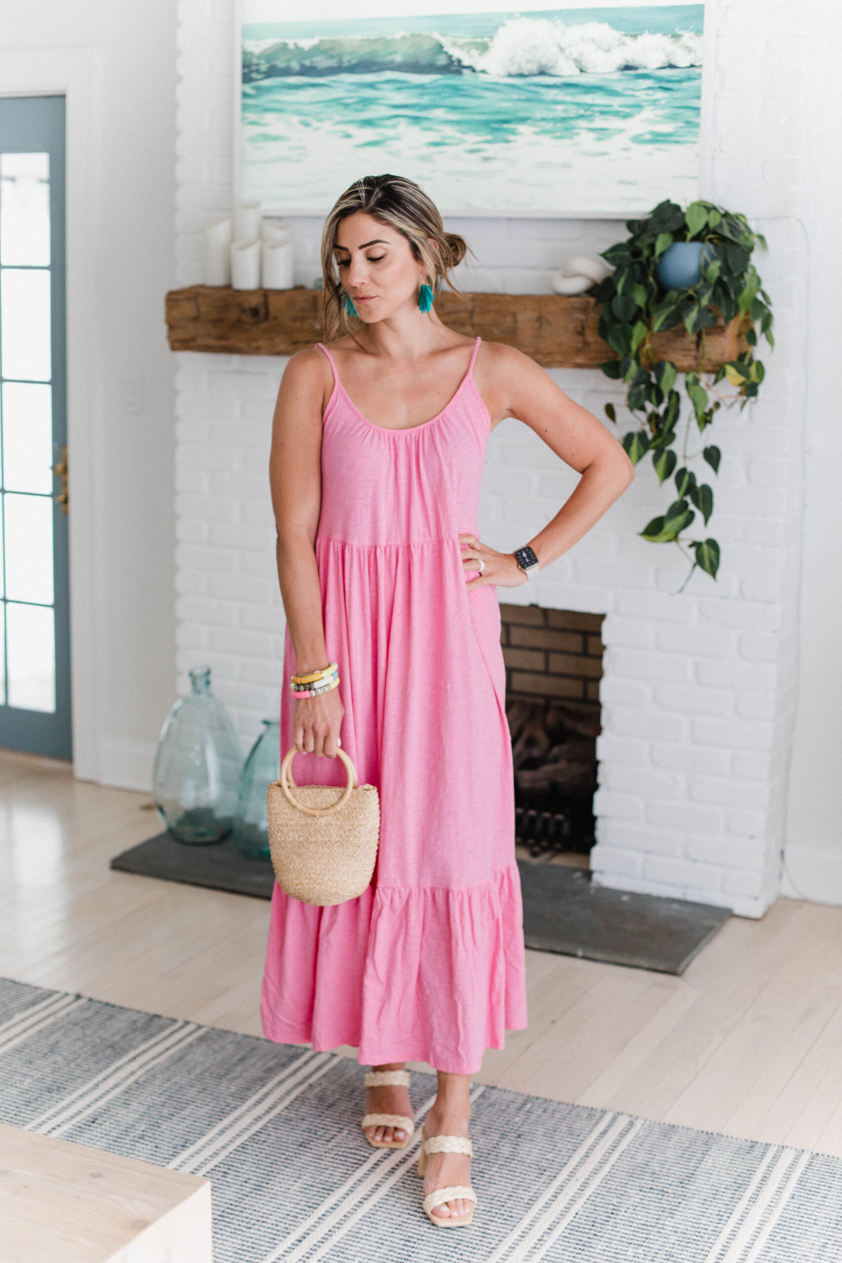 Connecticut life and style blogger Lauren McBride shares seven spring dresses perfect for spring events or vacation.