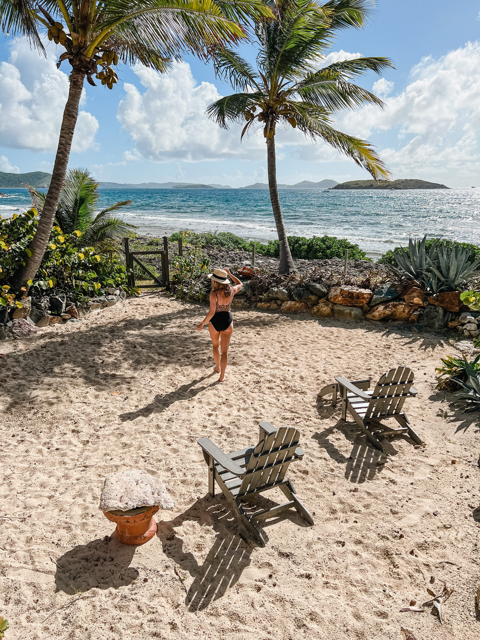 Connecticut life and style blogger Lauren McBride shares her experience in Coral Bay, St. John USVI including beaches and restaurants.