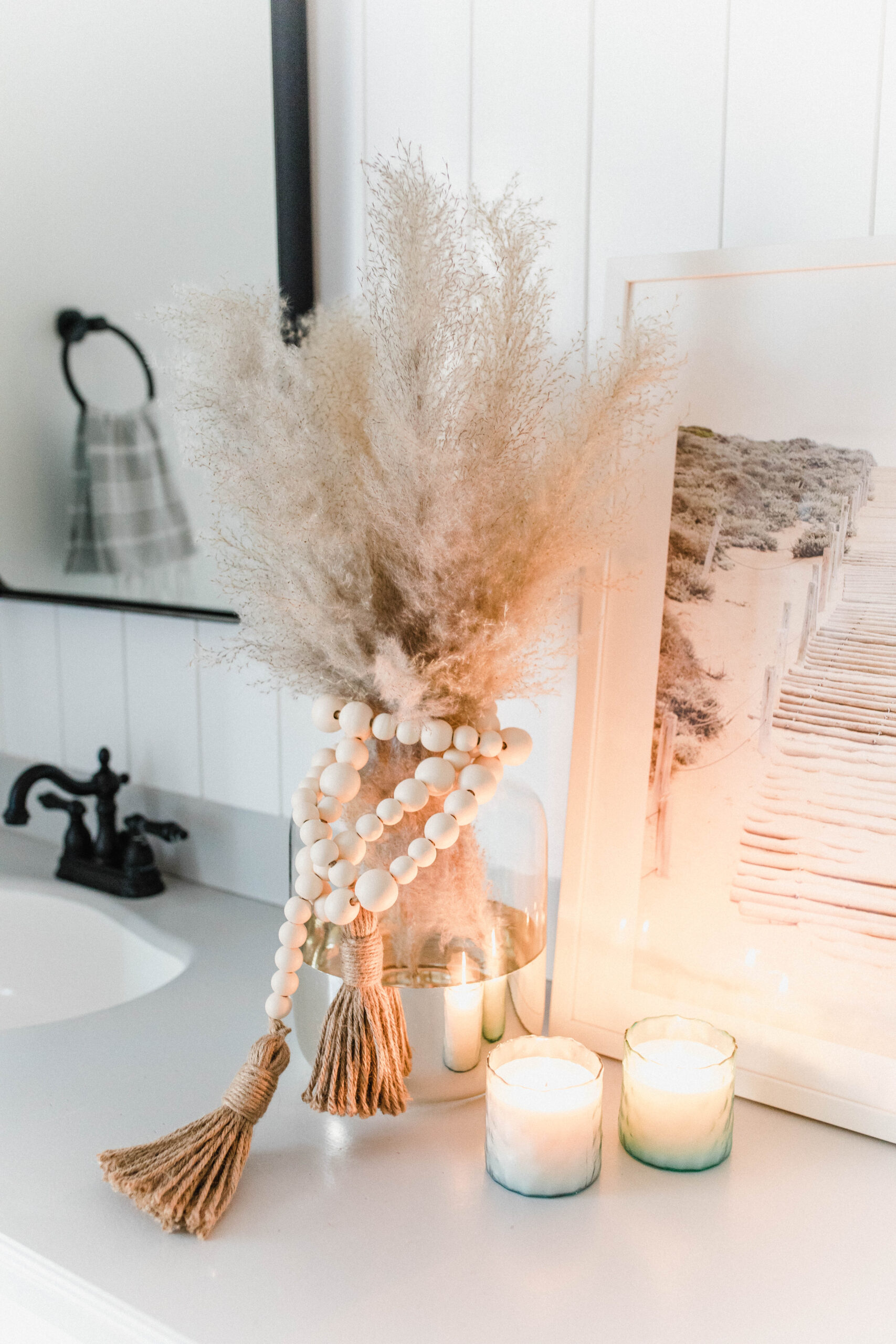 Looking for styling inspiration? Connecticut life and style blogger Lauren McBride shares three ways to style a vase from her QVC line.