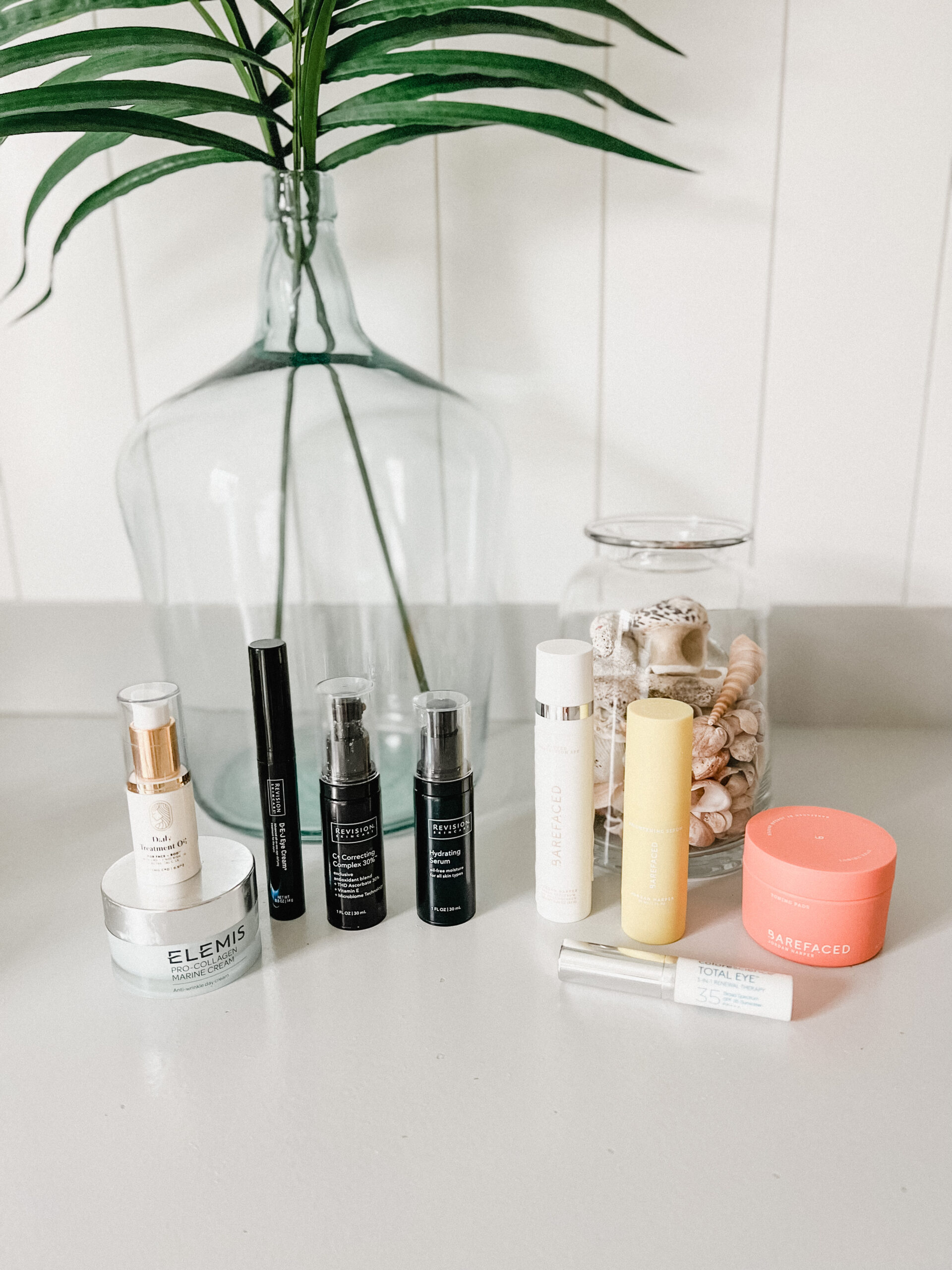 Life and style blogger Lauren McBride shares her latest skincare routine and coupon code for Barefaced Skincare.