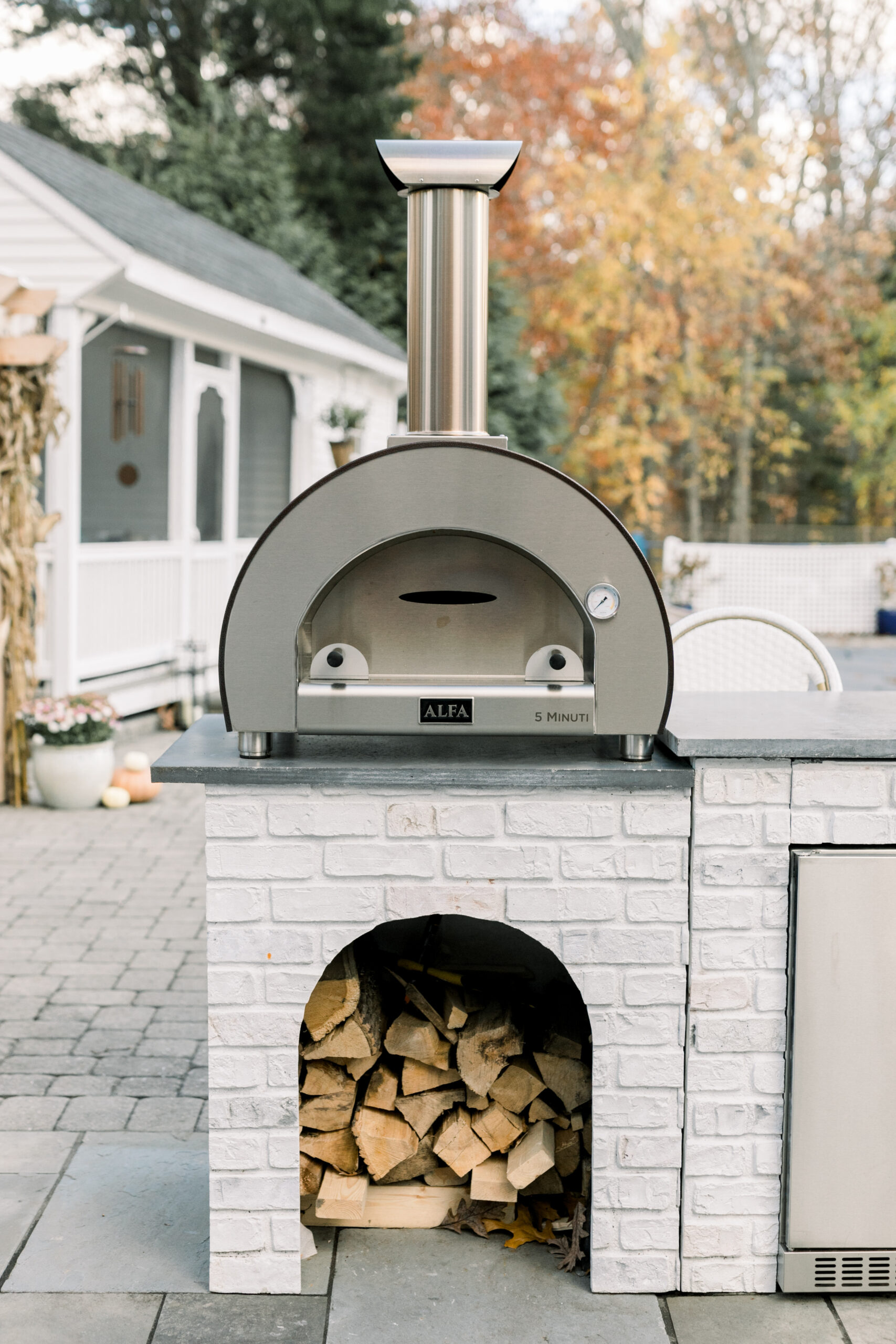 Connecticut life and style blogger Lauren McBride shares her outdoor kitchen with RTA Outdoor Living and Coyote Appliances.