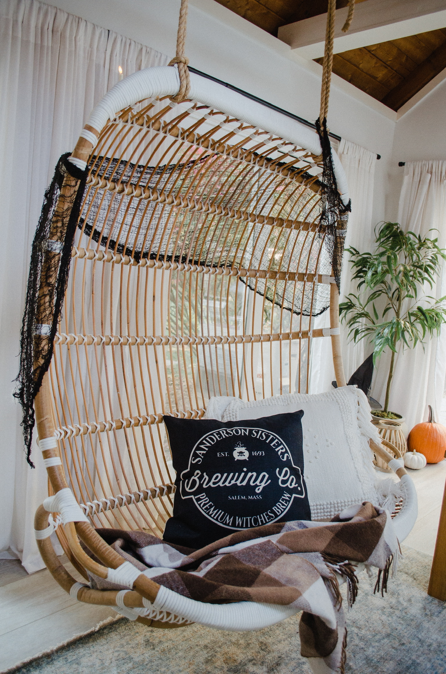 Connecticut life and style blogger Lauren McBride shares Halloween Party Decor Ideas, including Harry Potty themed and neutral decor.